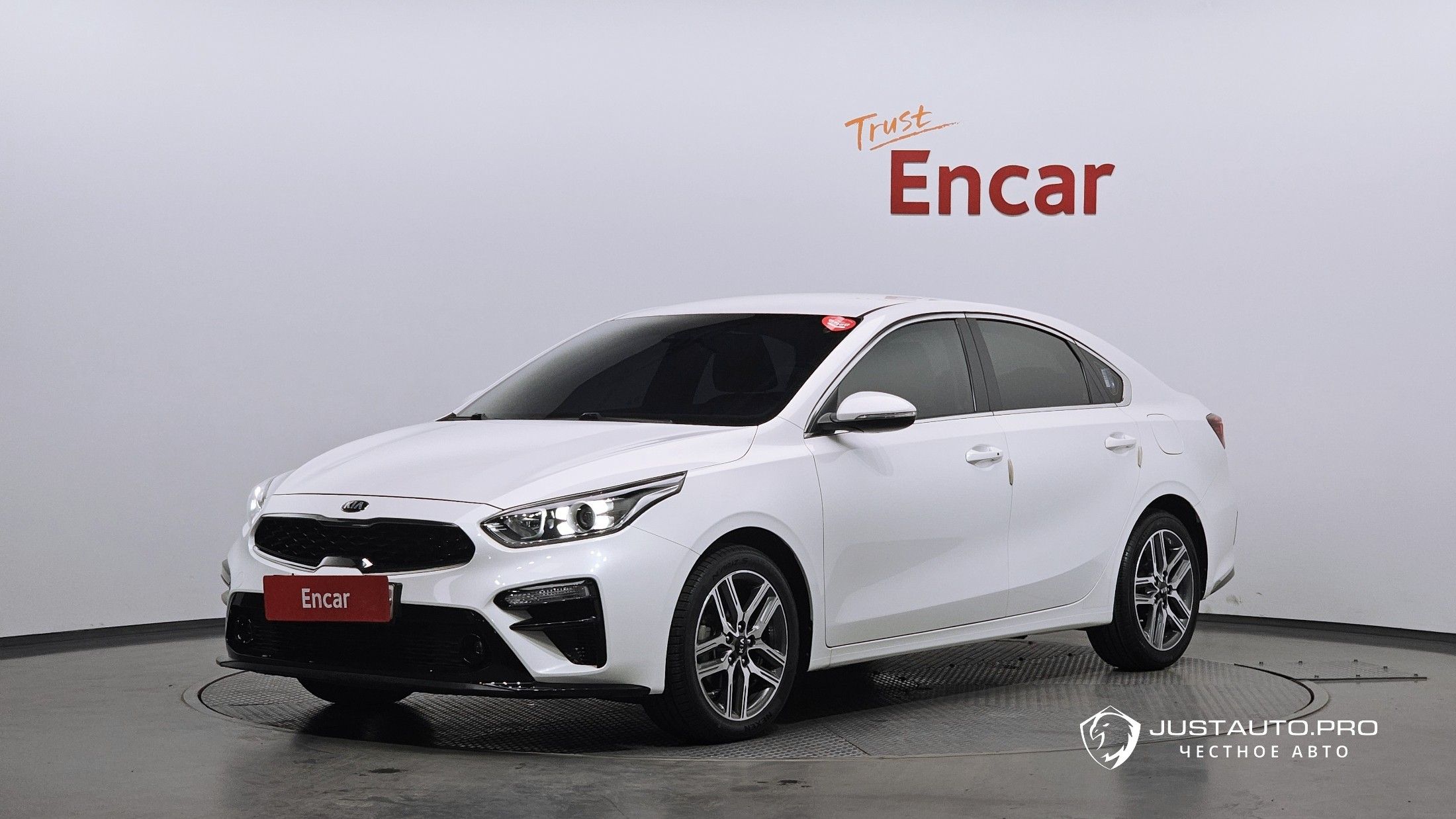 Автомобиль Kia K3