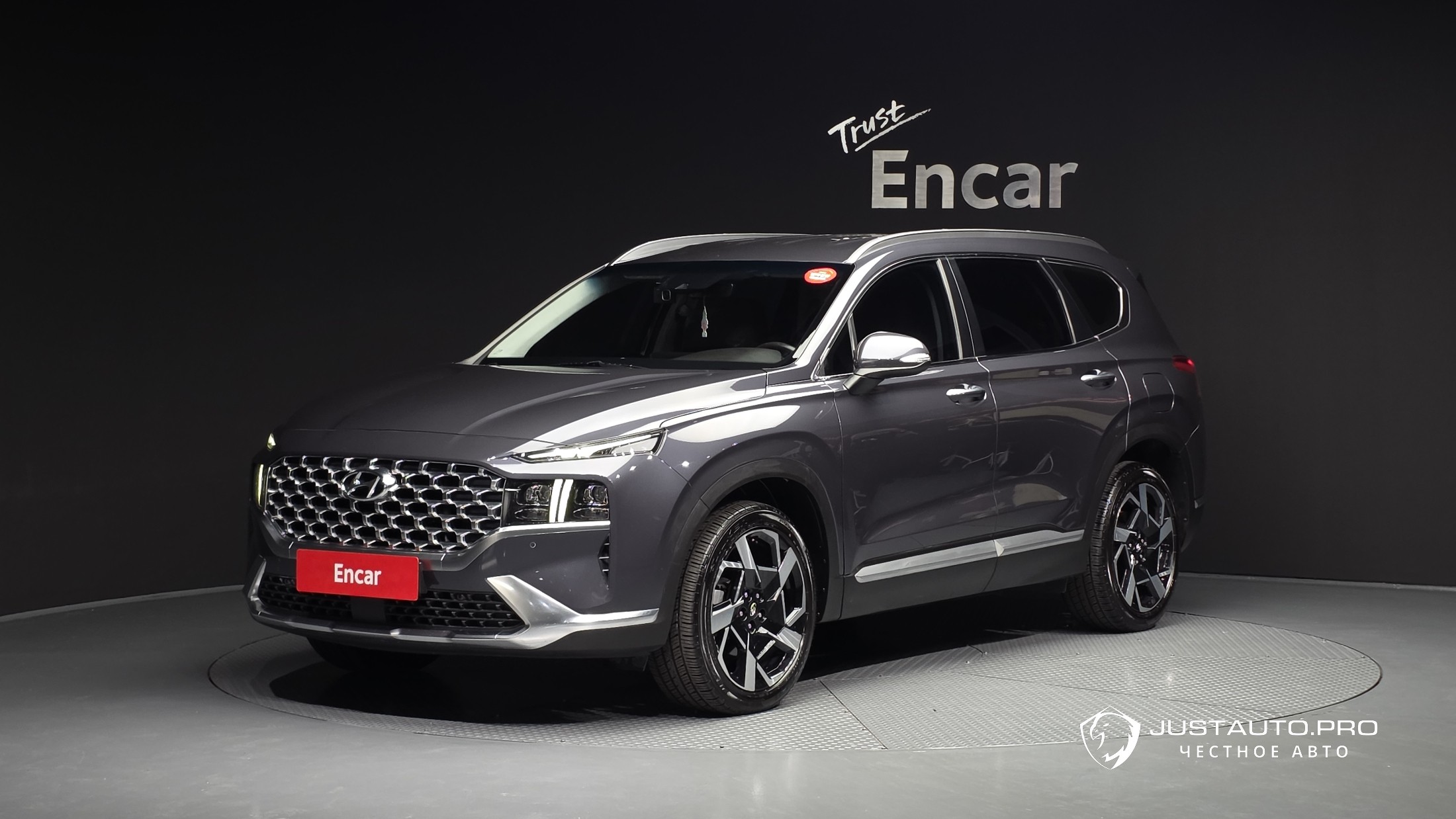 Автомобиль Hyundai Santafe