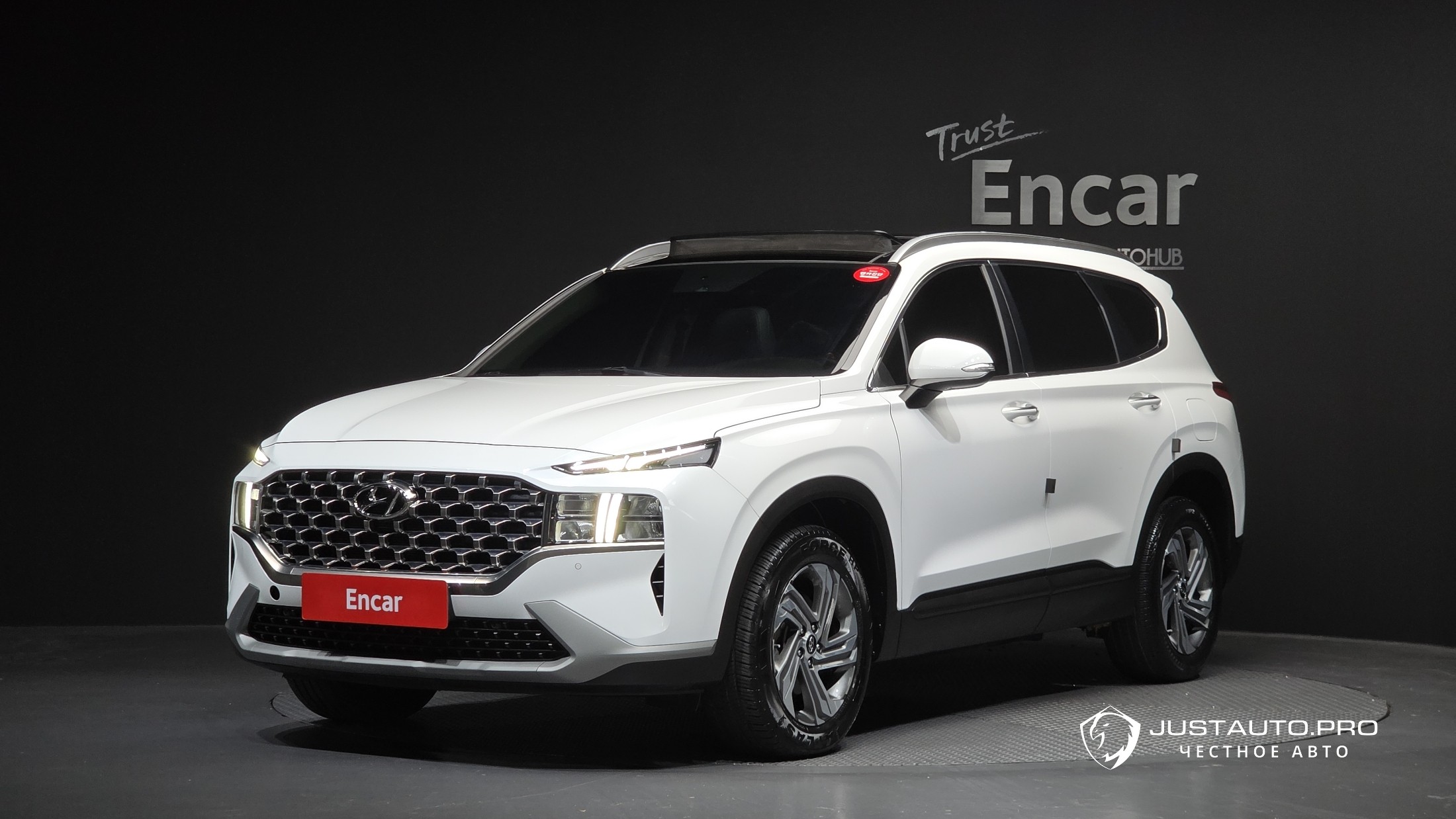 Автомобиль Hyundai Santafe