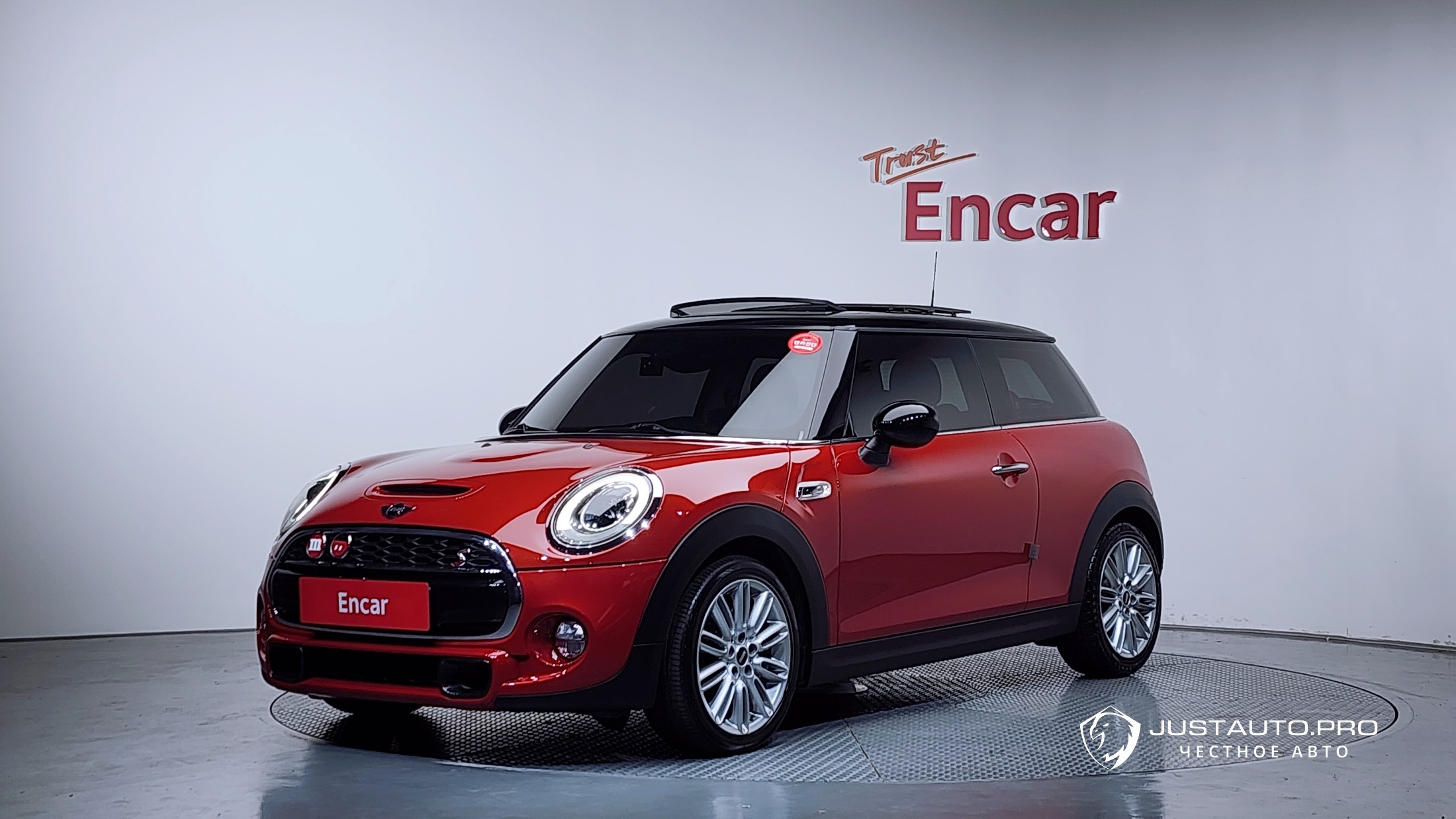 Автомобиль Mini Cooper