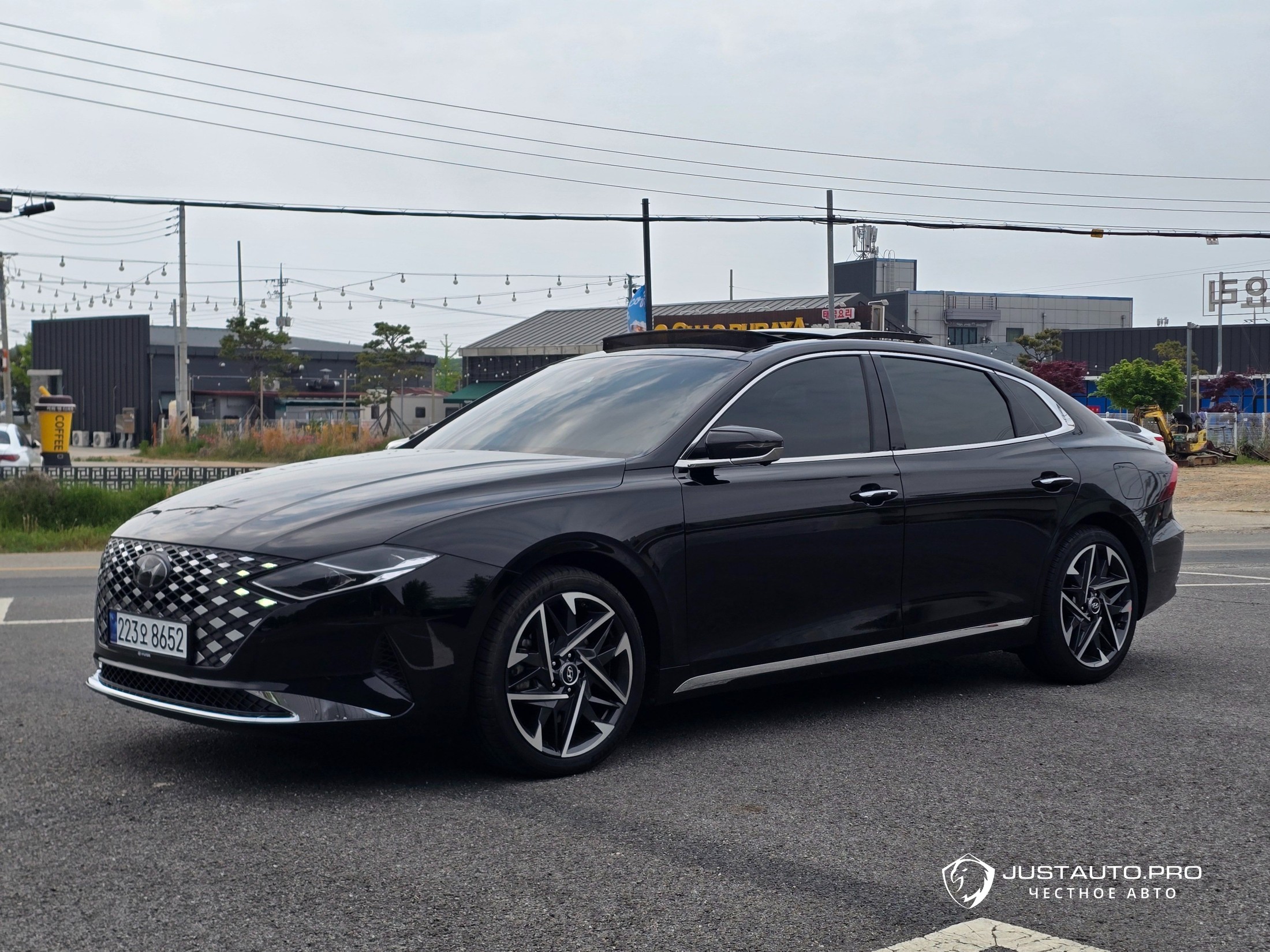 Автомобиль Hyundai Grandeur