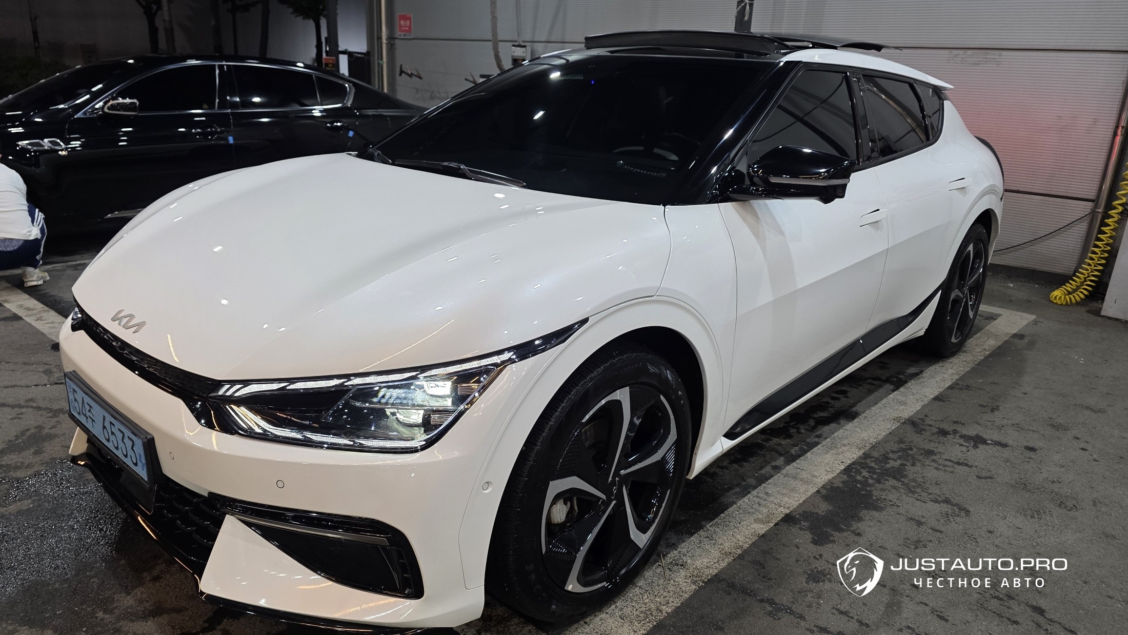 Автомобиль Kia EV6