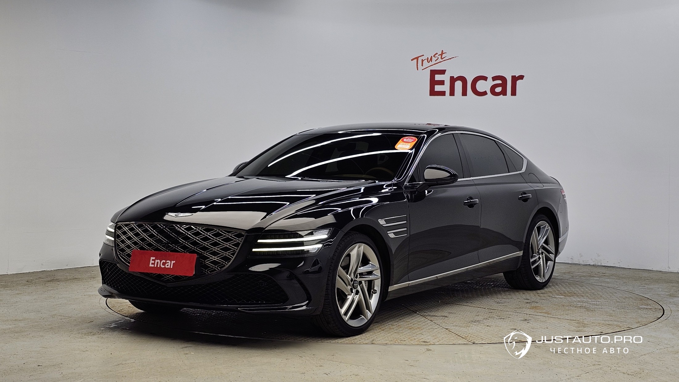 Автомобиль Genesis G80