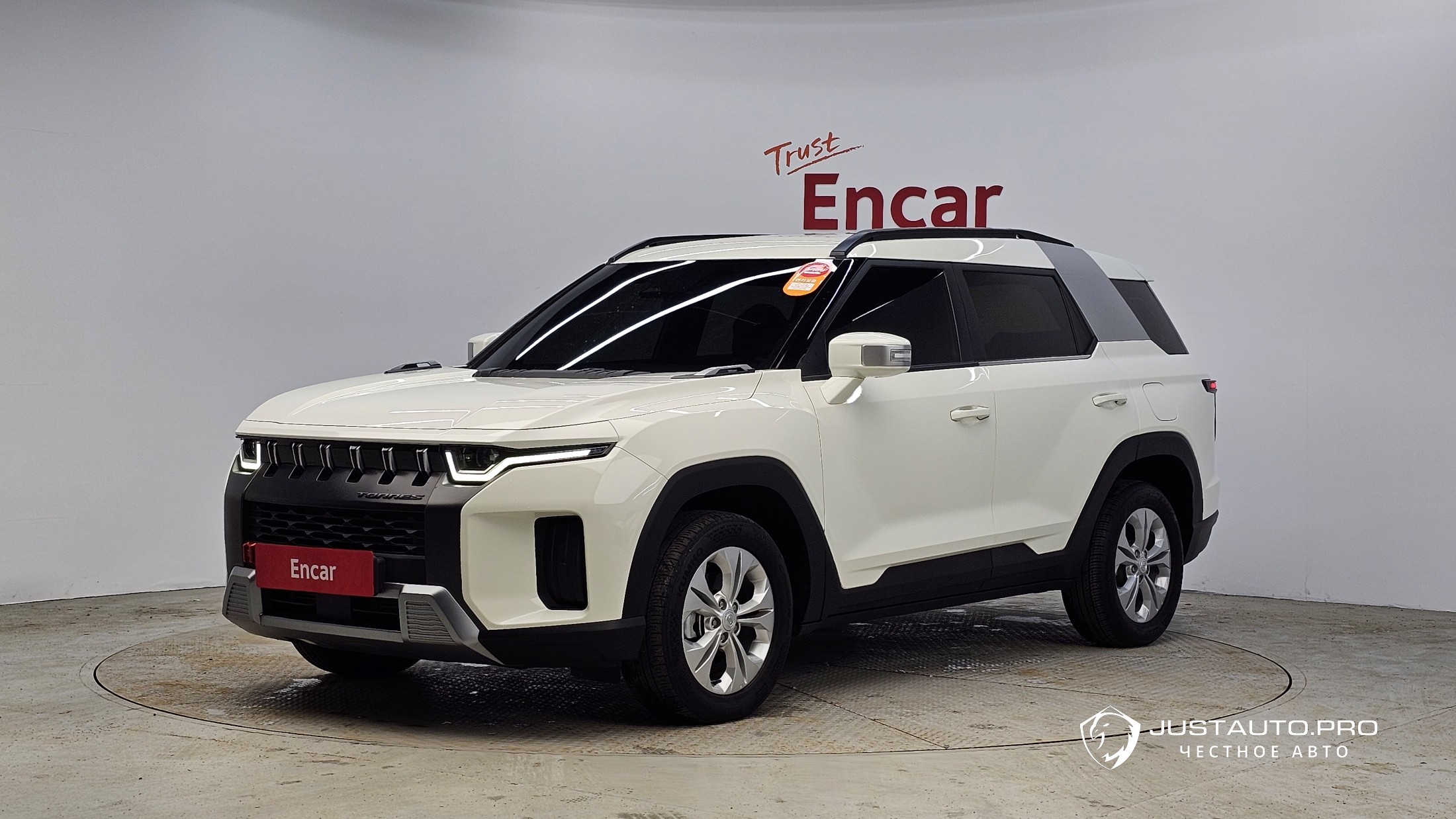 Автомобиль KG_Mobility_Ssangyong Torres