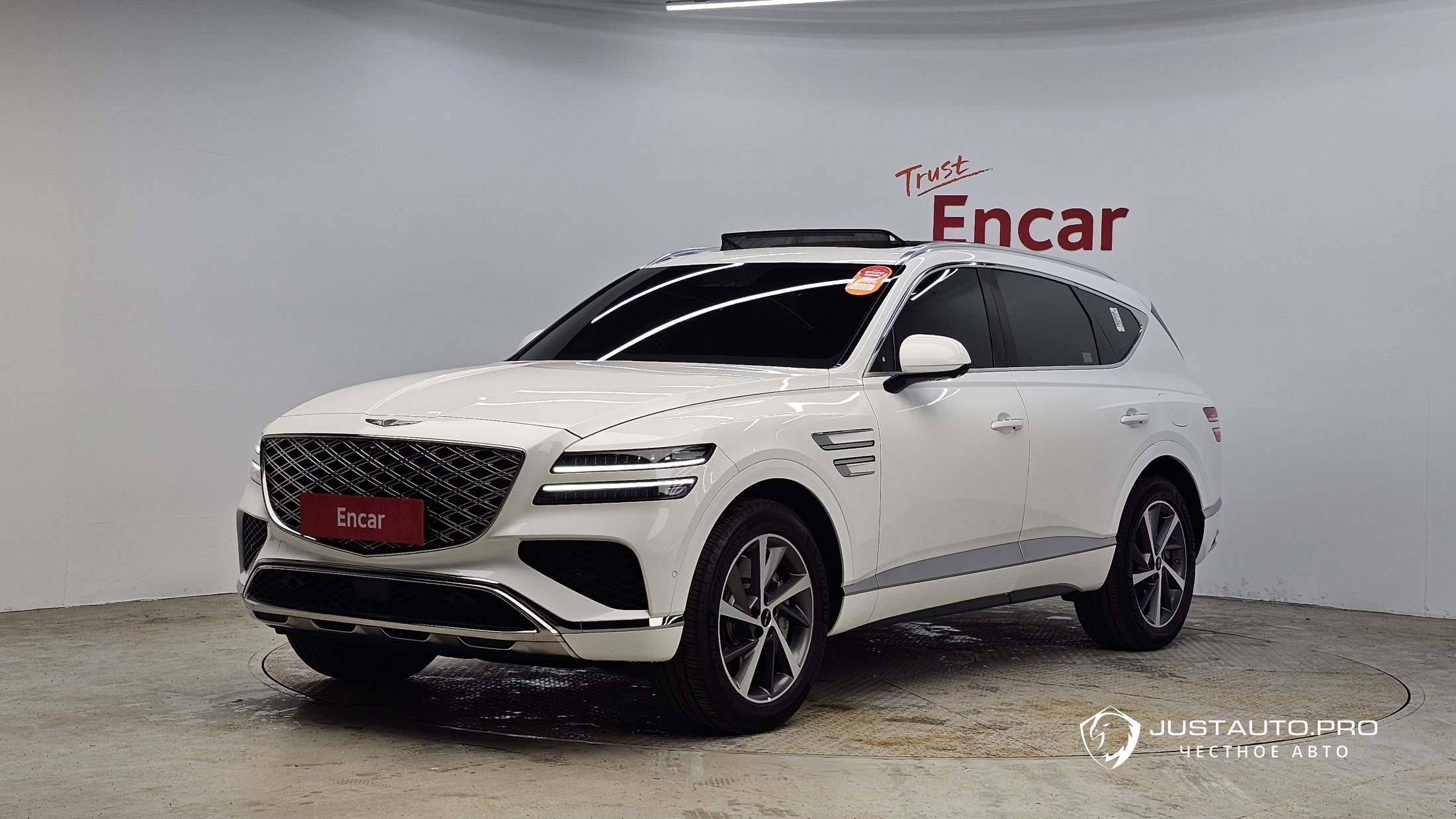 Автомобиль Genesis GV80