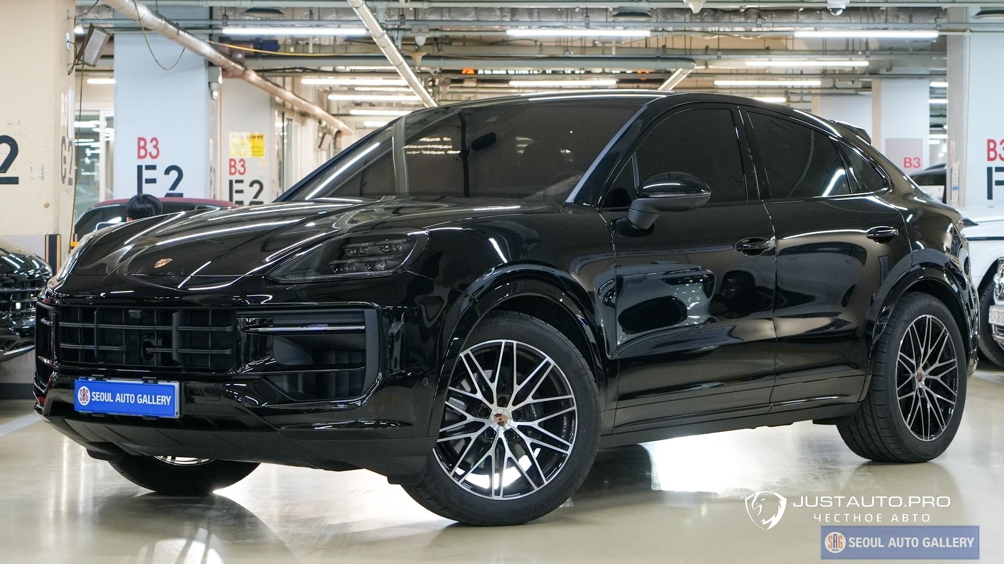 Автомобиль Porsche Cayenne