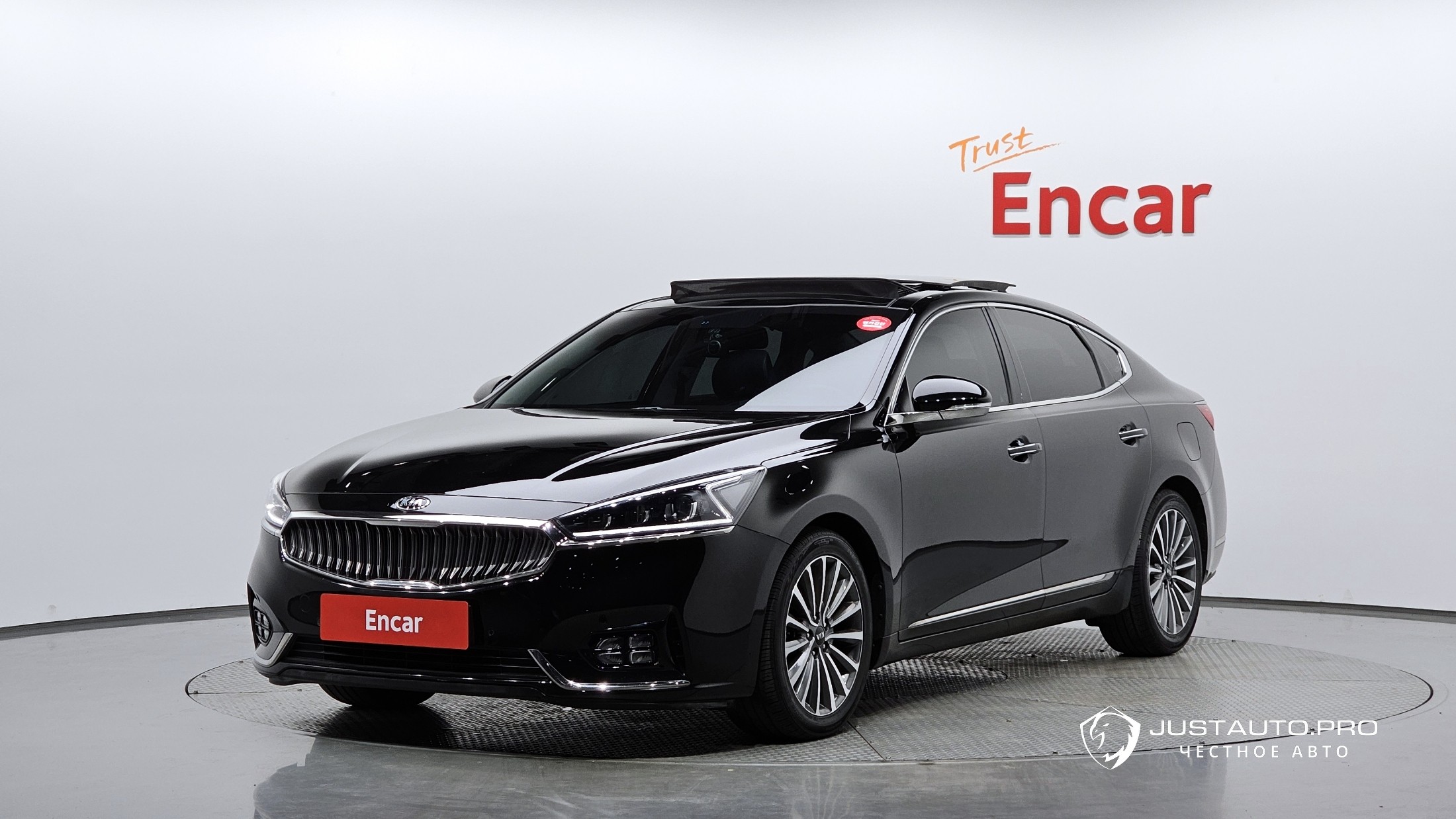 Автомобиль Kia K7
