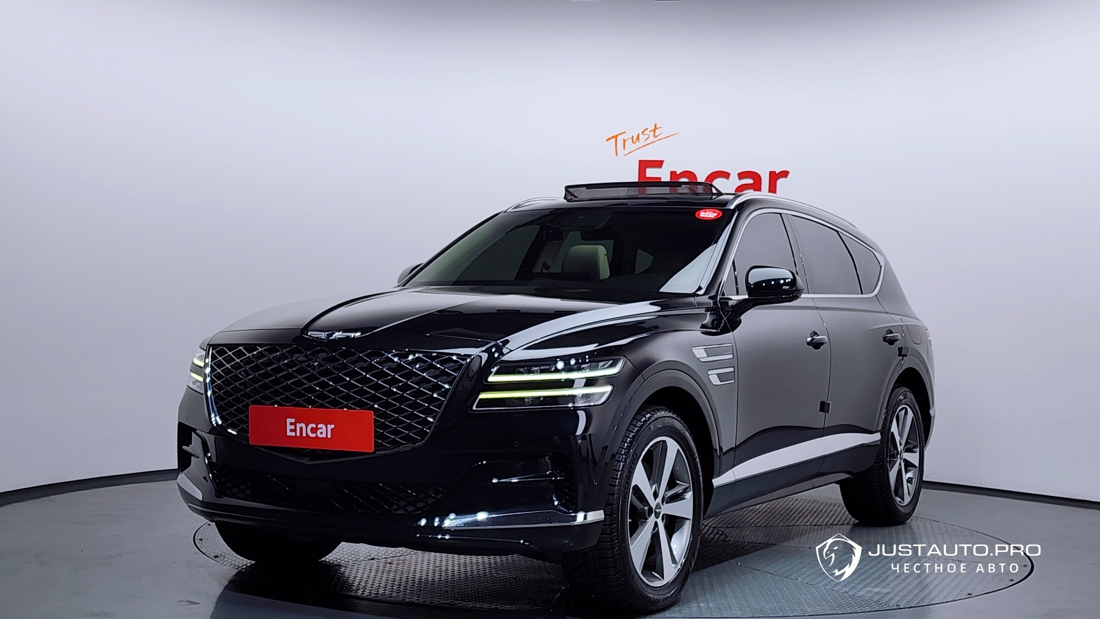 Автомобиль Genesis GV80