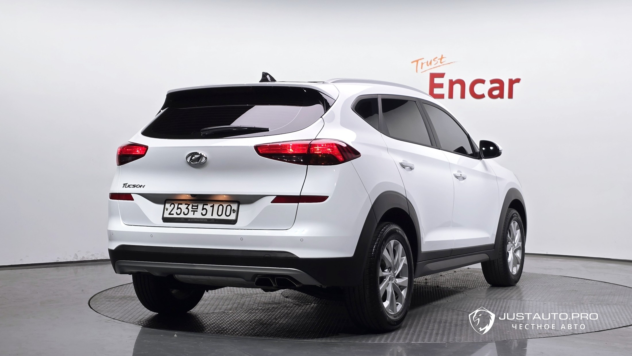 Автомобиль Hyundai Tucson