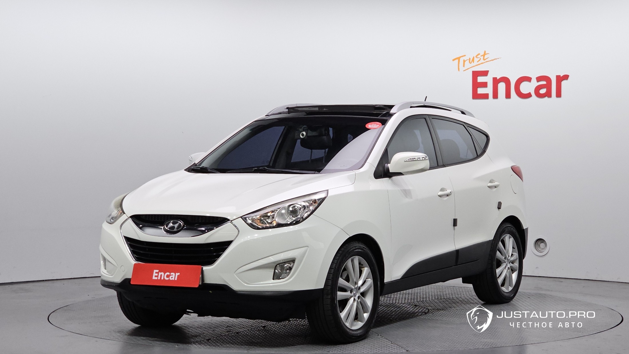 Автомобиль Hyundai Tucson