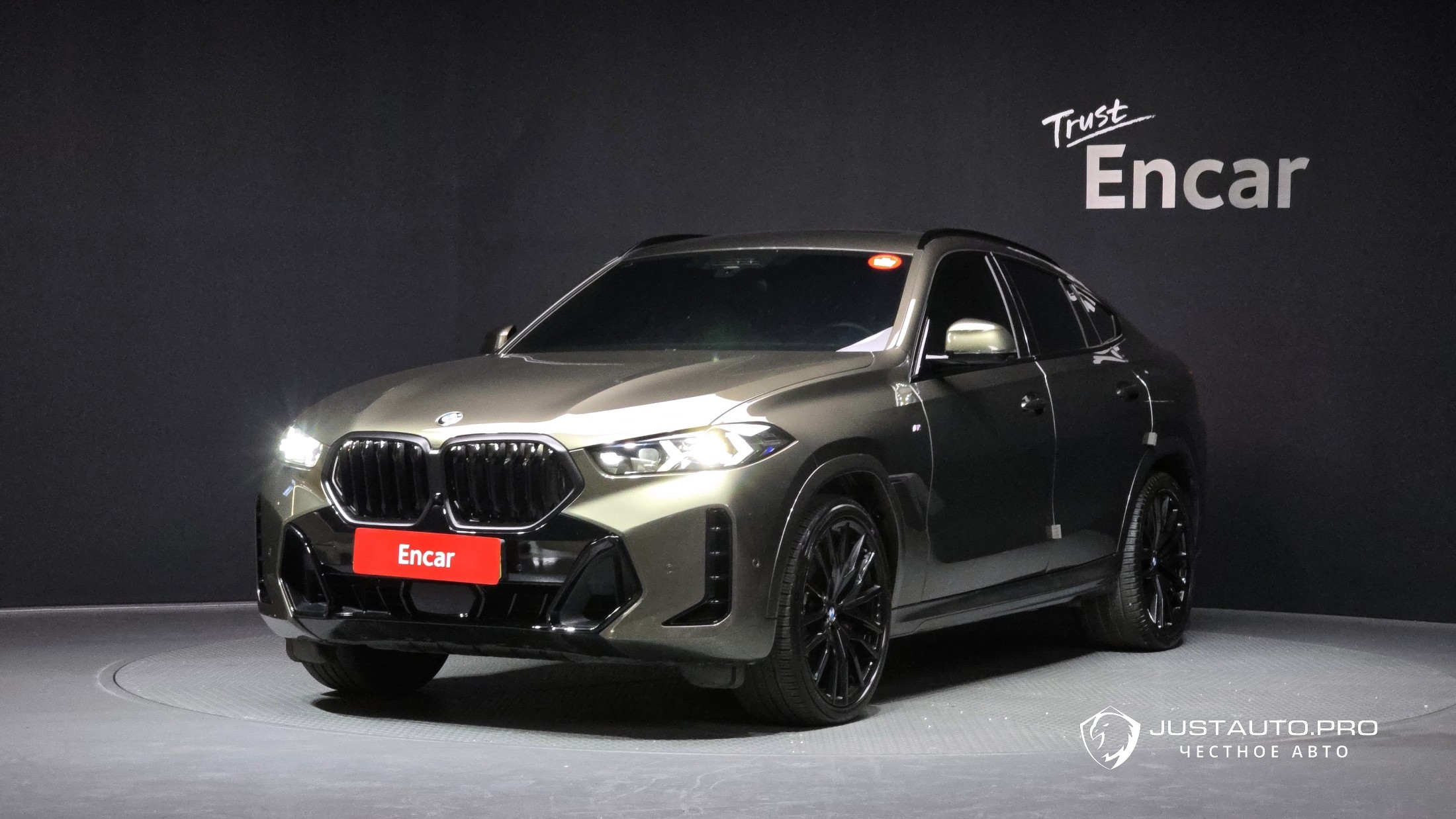 Автомобиль BMW X6