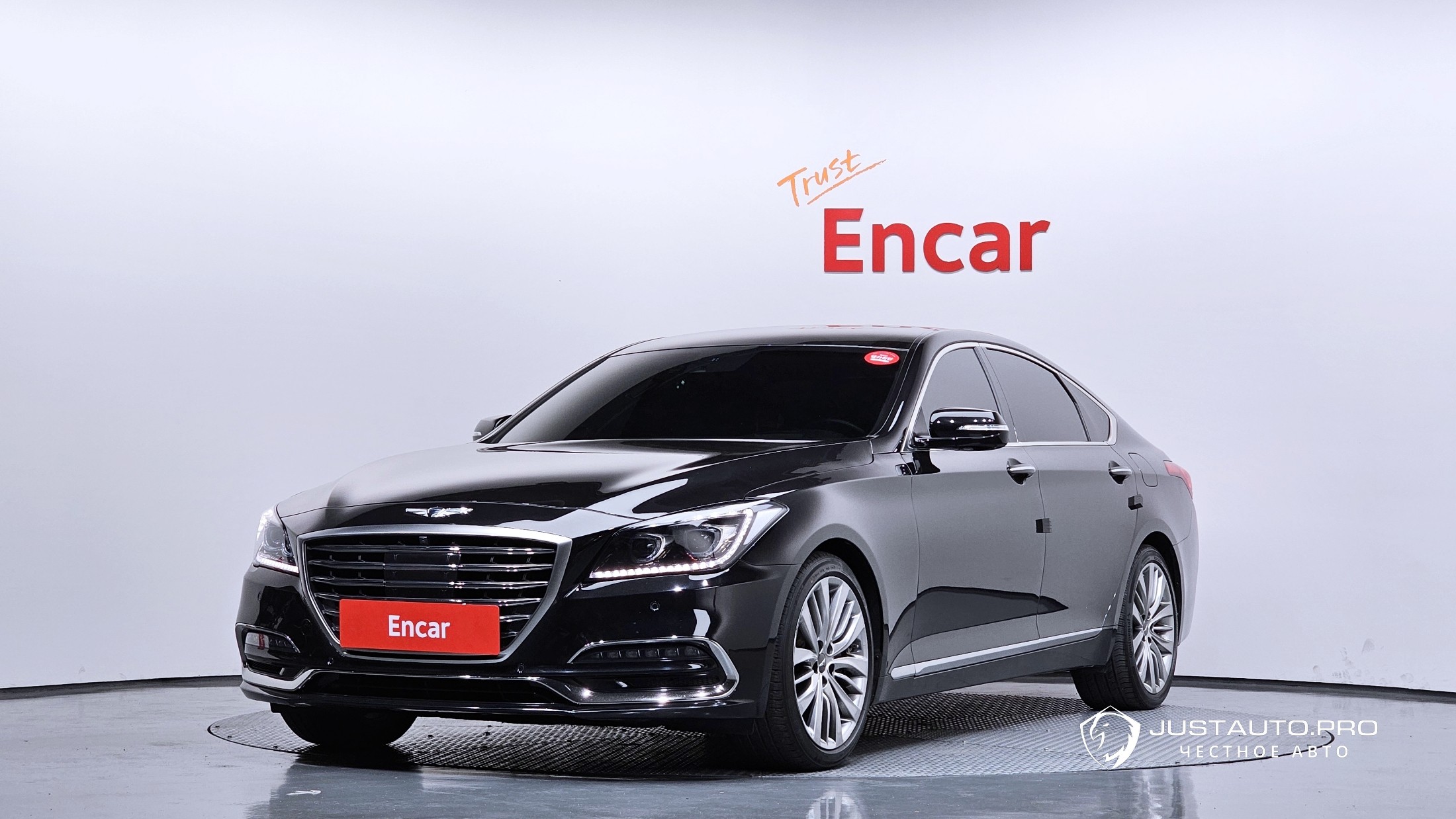Автомобиль Genesis G80