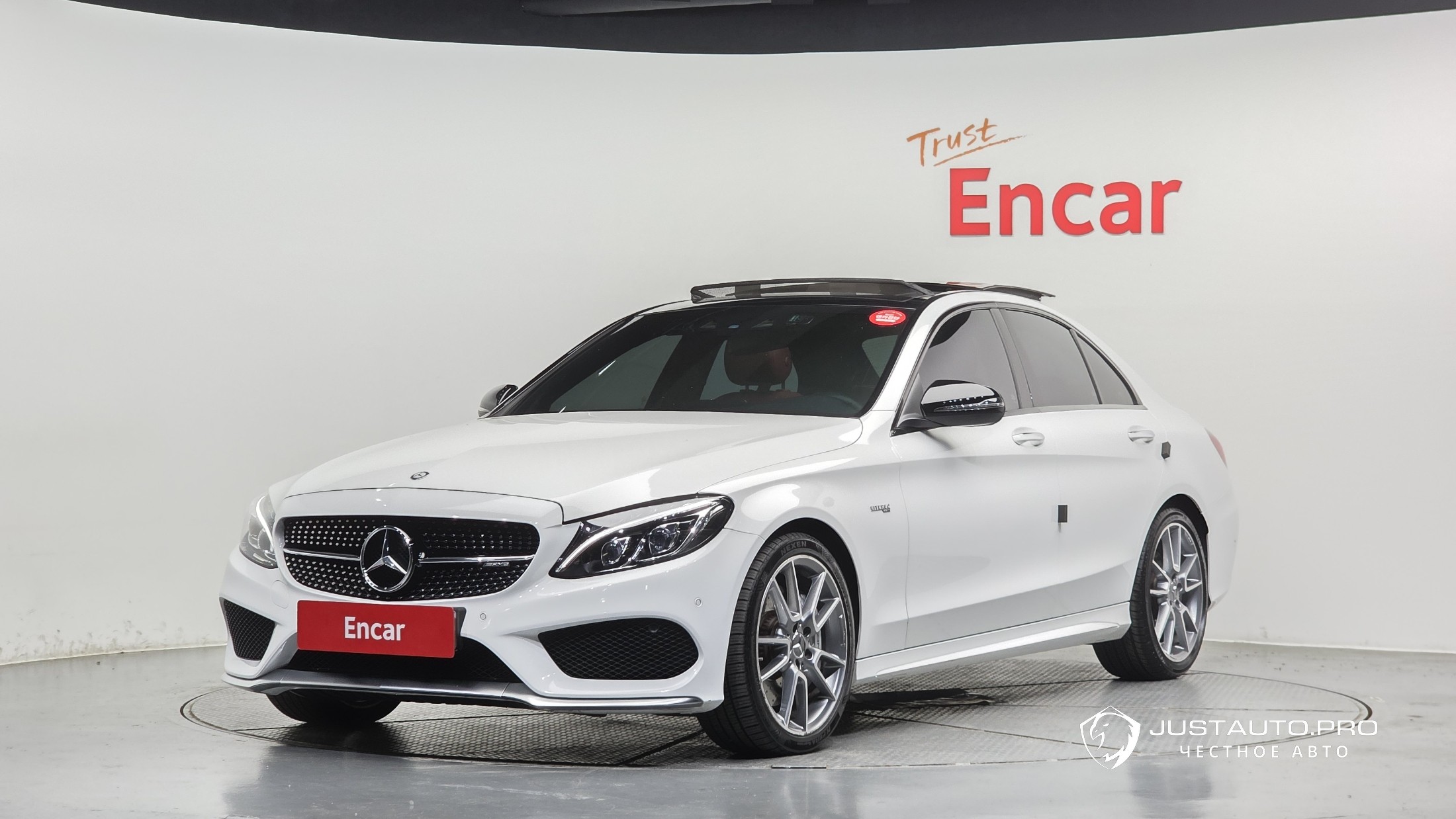Автомобиль Mercedes-Benz C-Class