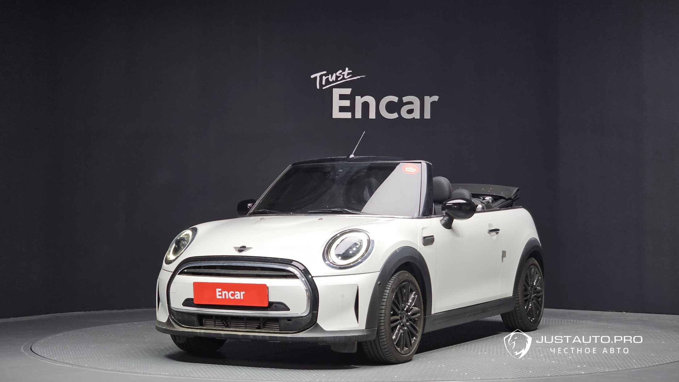 Автомобиль Mini Cooper Convertible