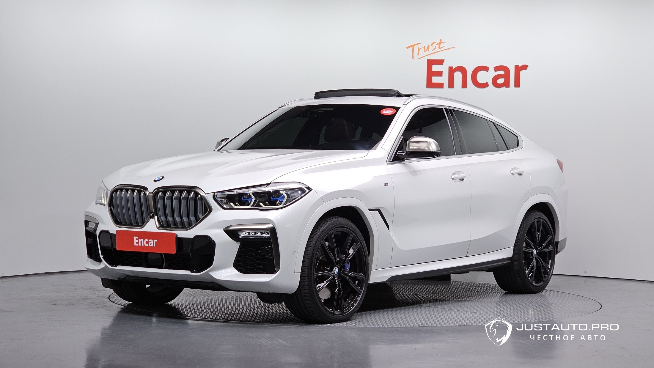 Автомобиль BMW X6