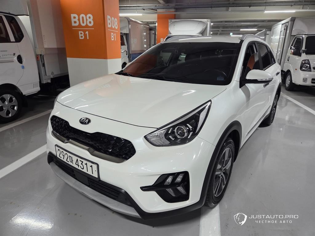 Автомобиль Kia Niro