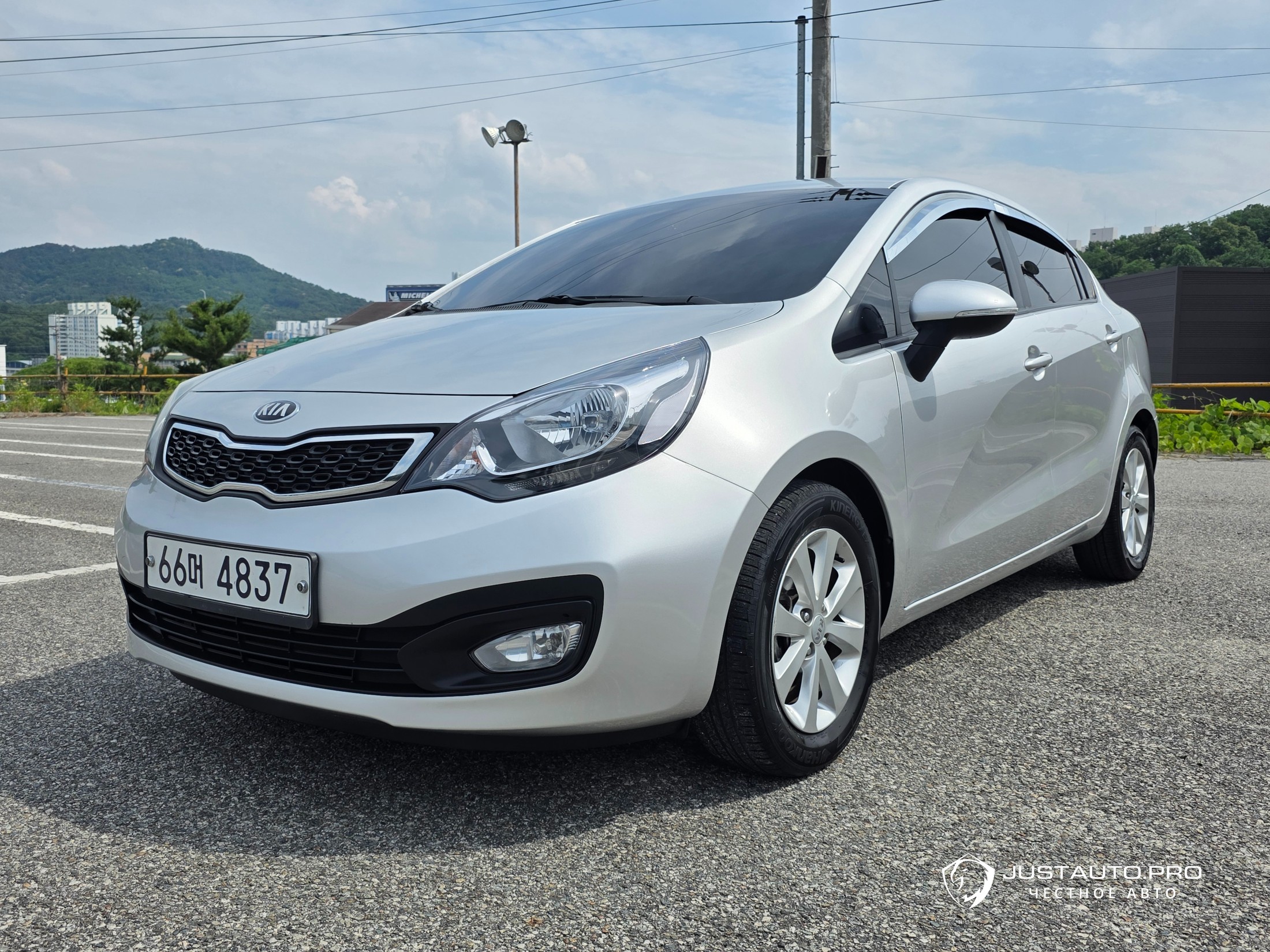 Автомобиль Kia pride