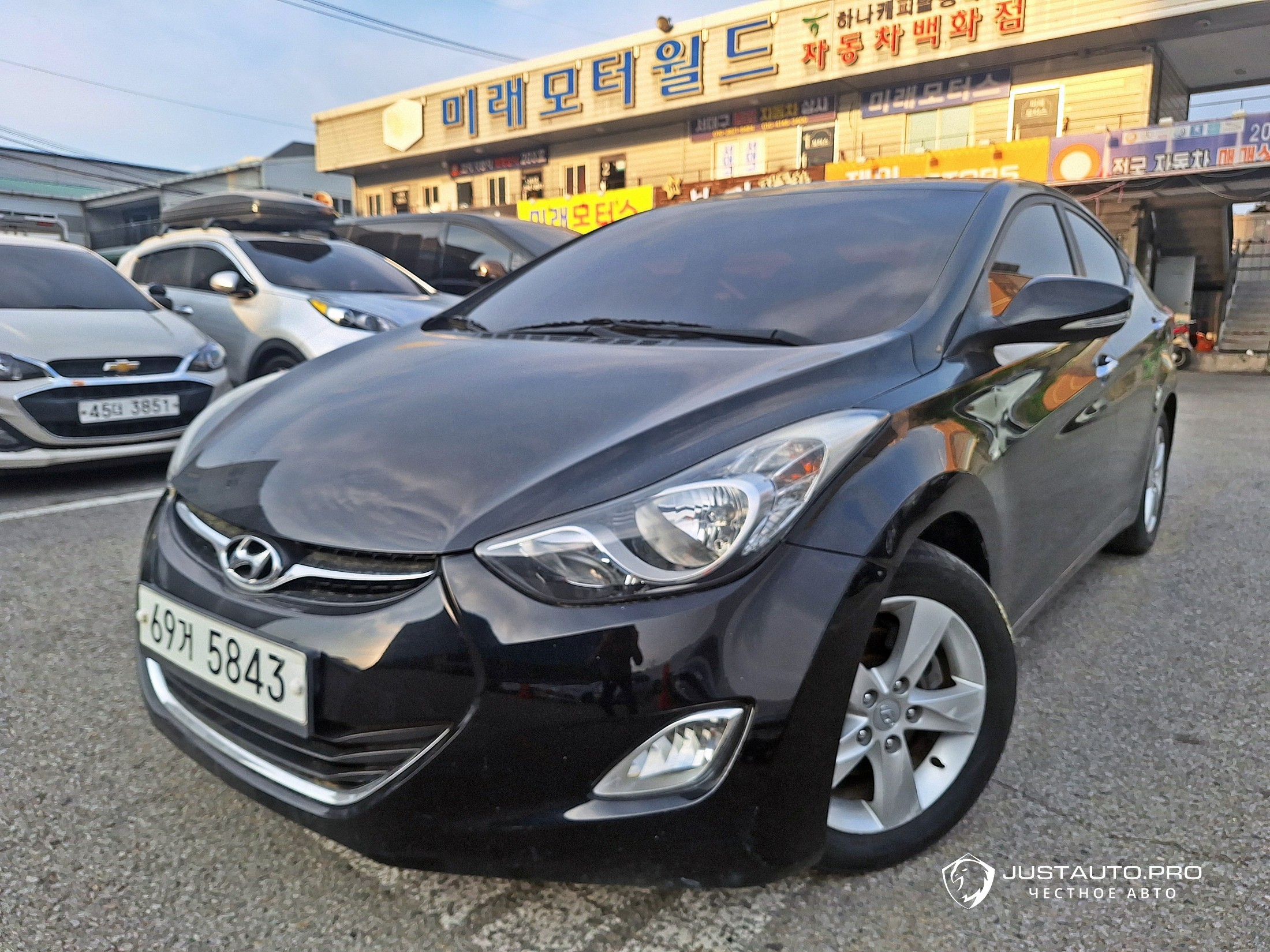 Автомобиль Hyundai AVANTE