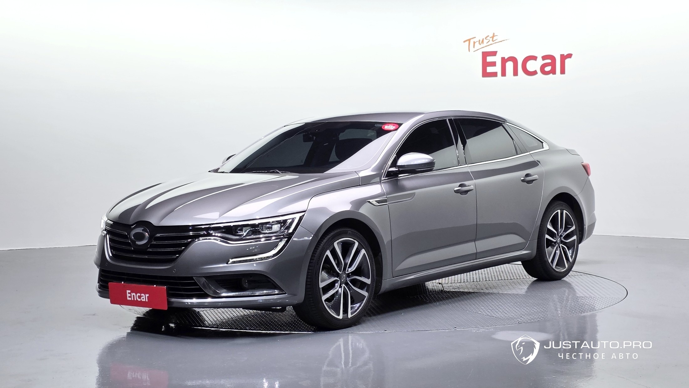 Автомобиль Renault-KoreaSamsung SM6
