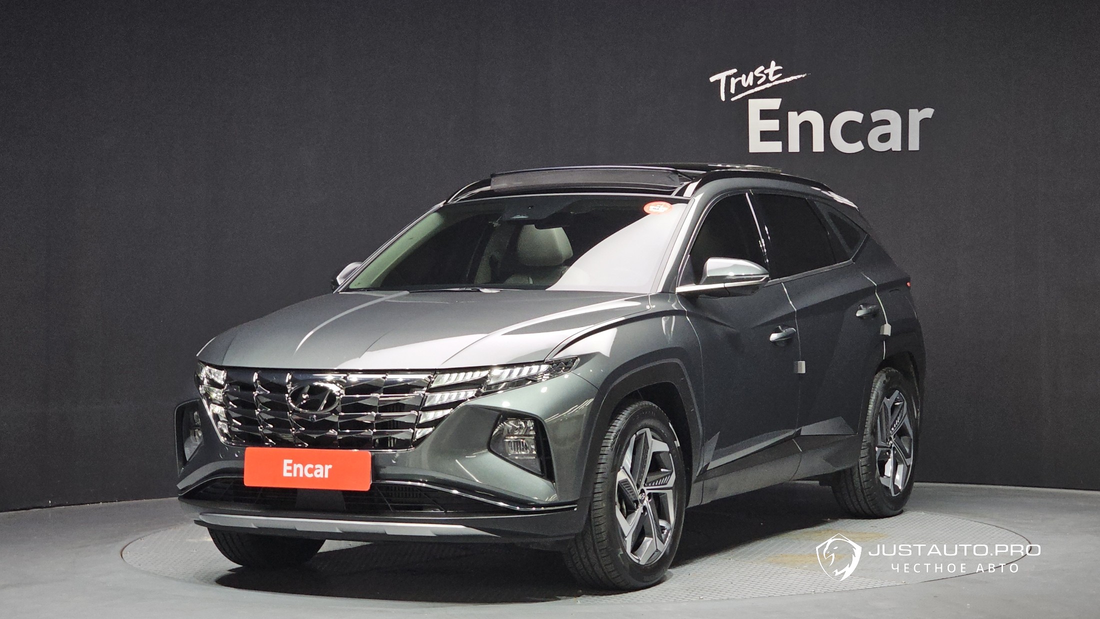 Автомобиль Hyundai Tucson