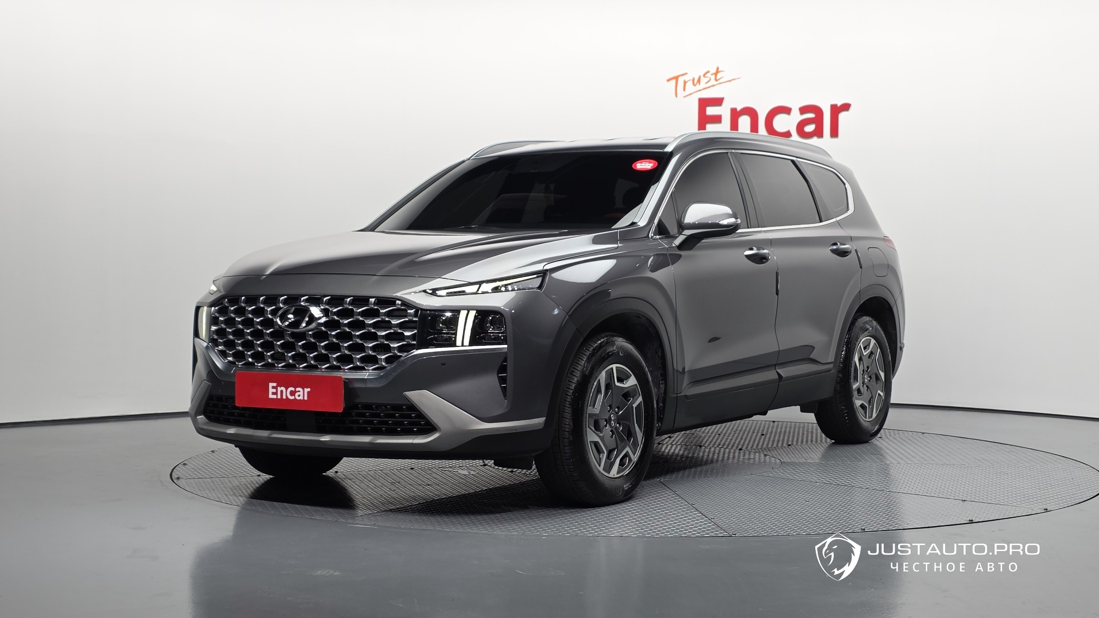 Автомобиль Hyundai Santafe