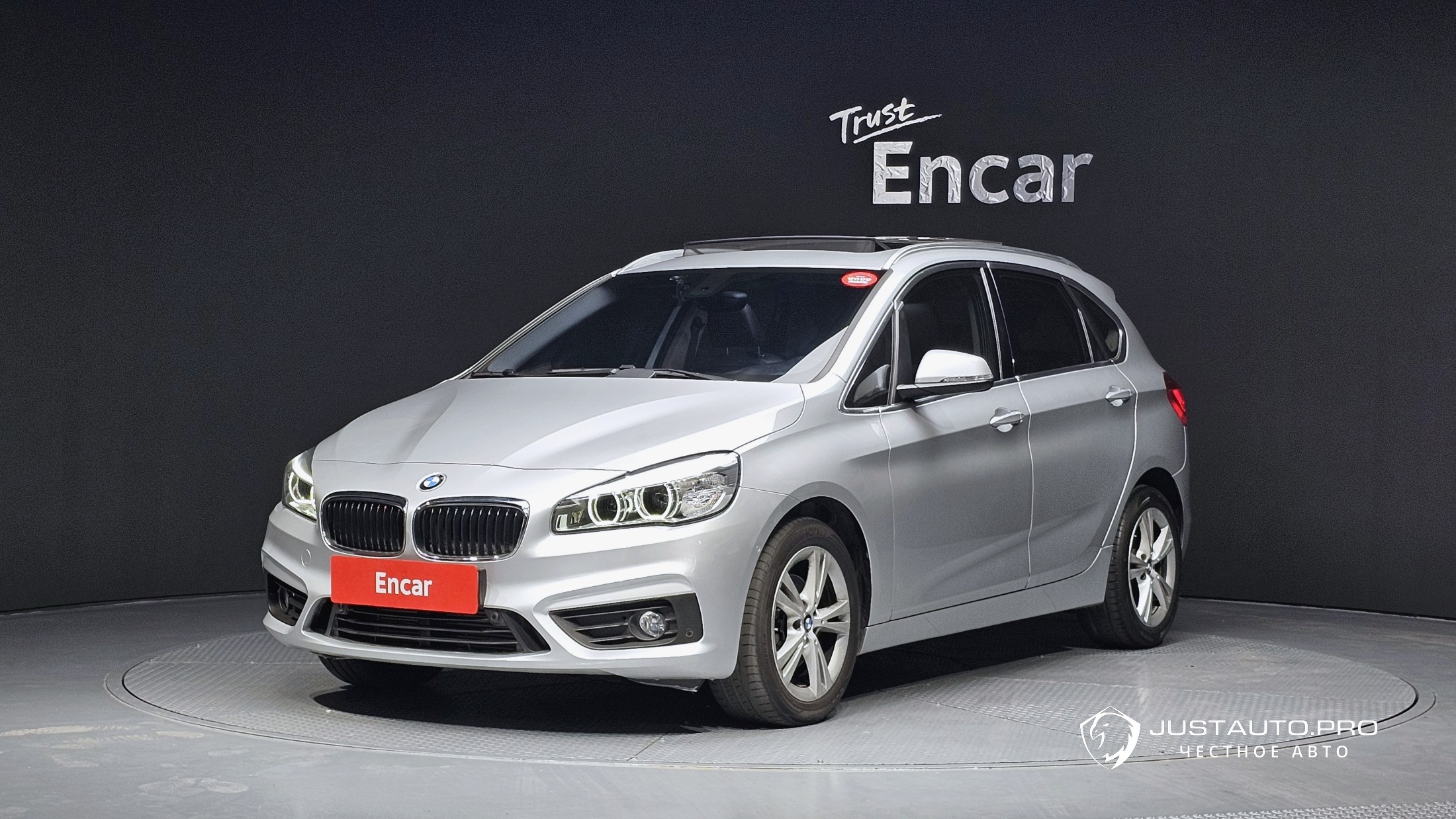 Автомобиль BMW 2-Series