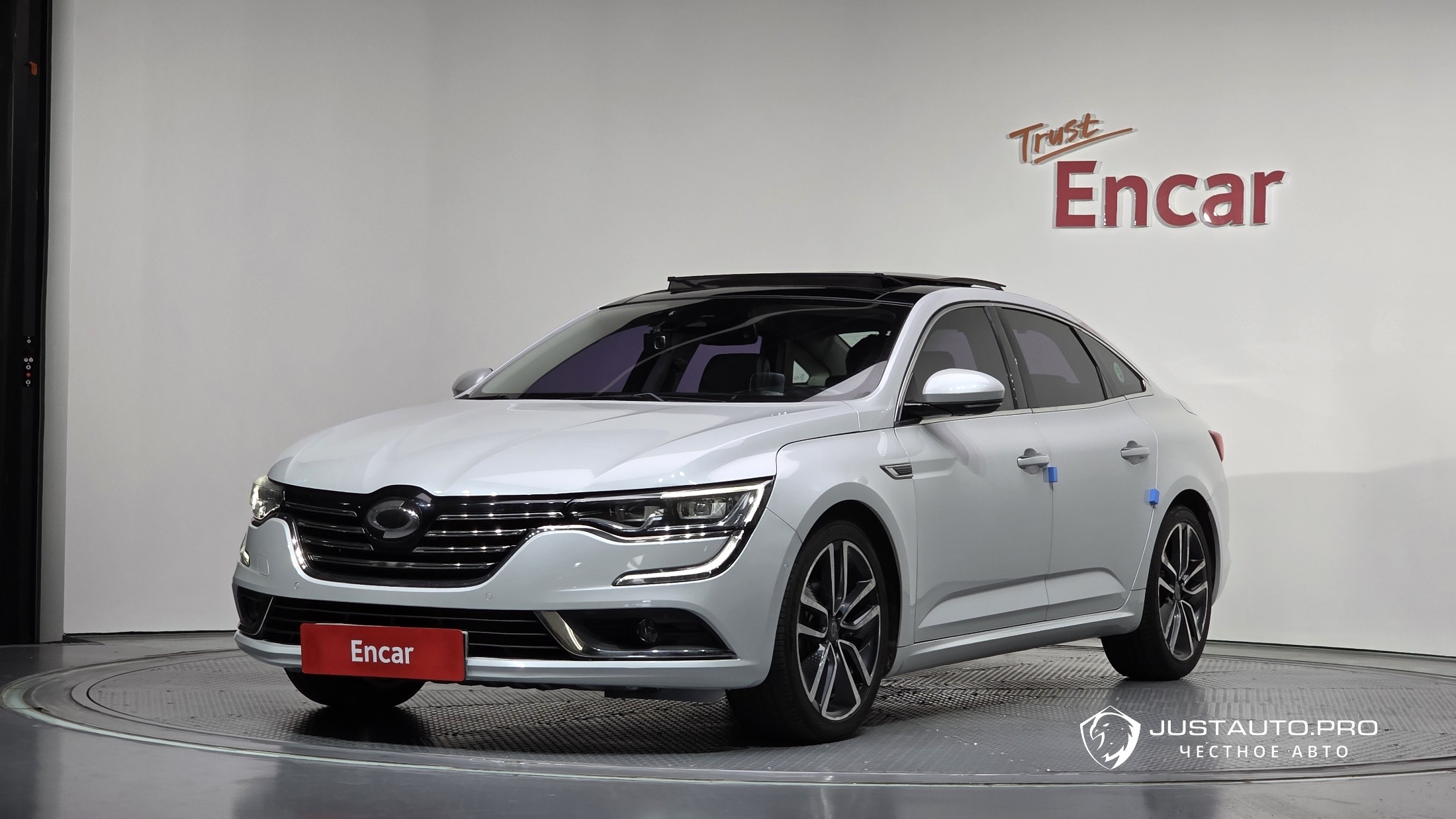 Автомобиль Renault-KoreaSamsung SM6