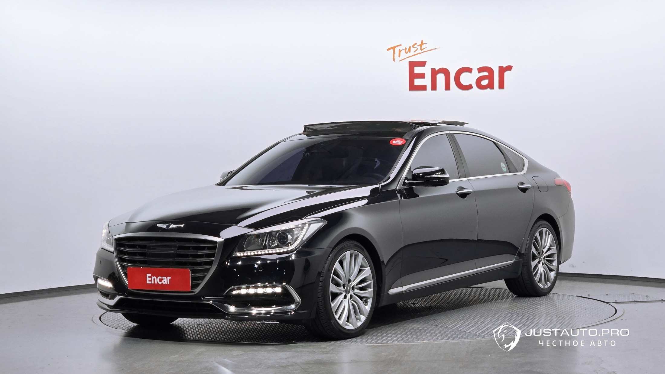Автомобиль Hyundai Genesis