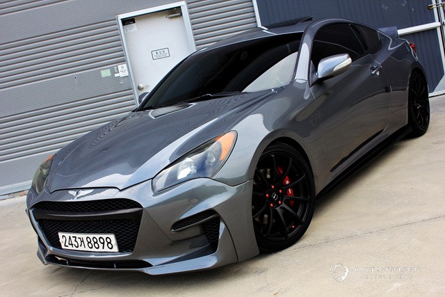 Автомобиль Hyundai Genesis