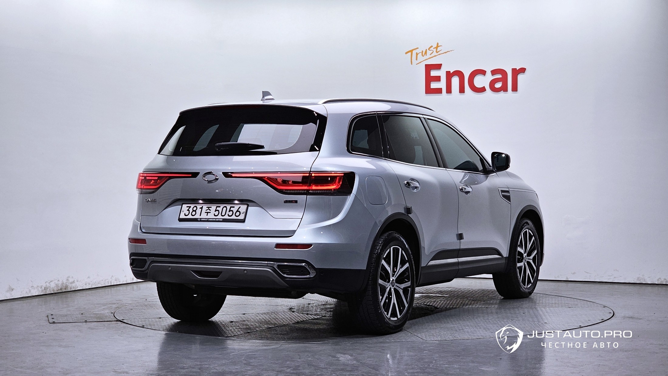 Автомобиль Renault-KoreaSamsung QM6