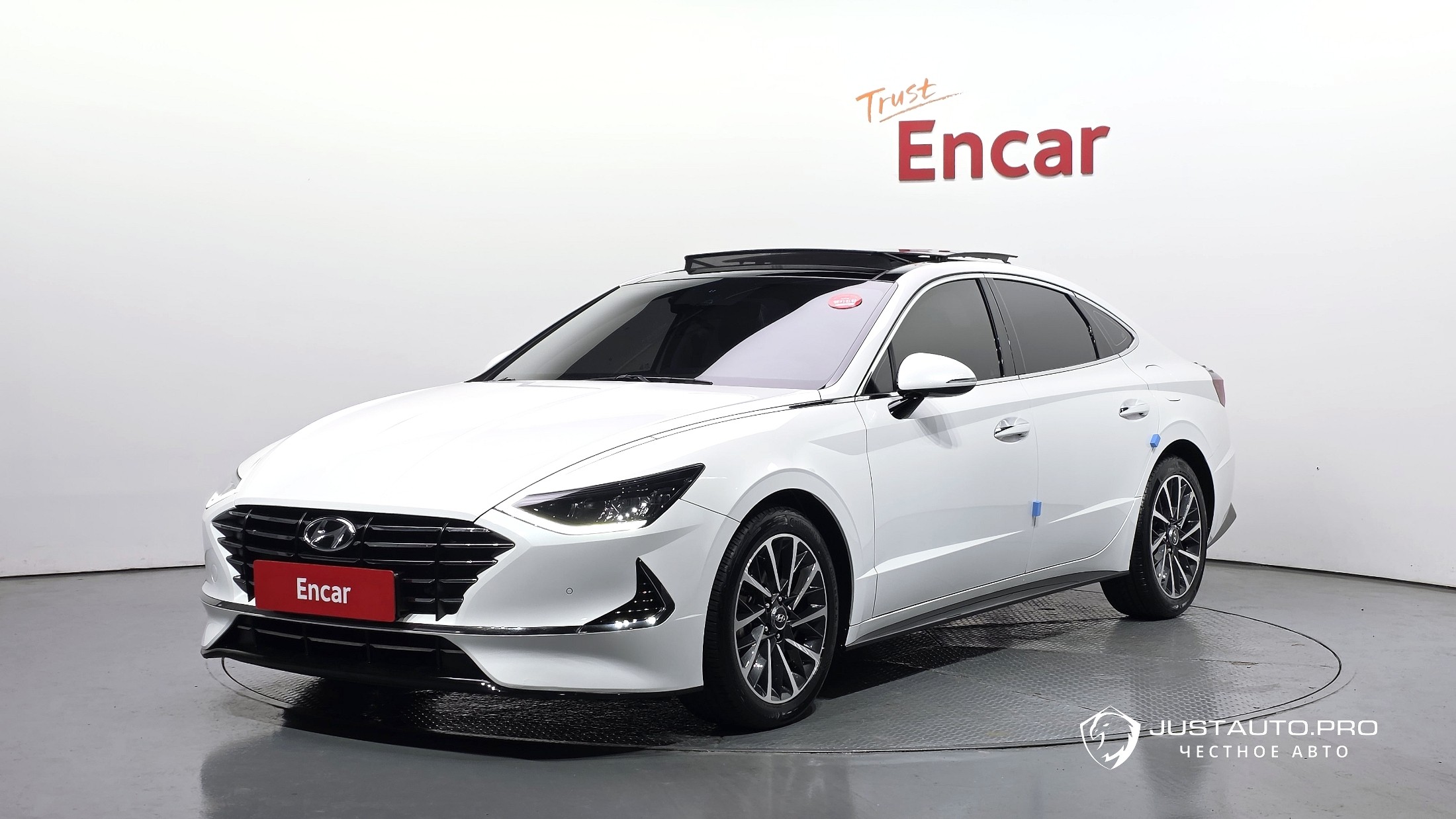 Автомобиль Hyundai Sonata
