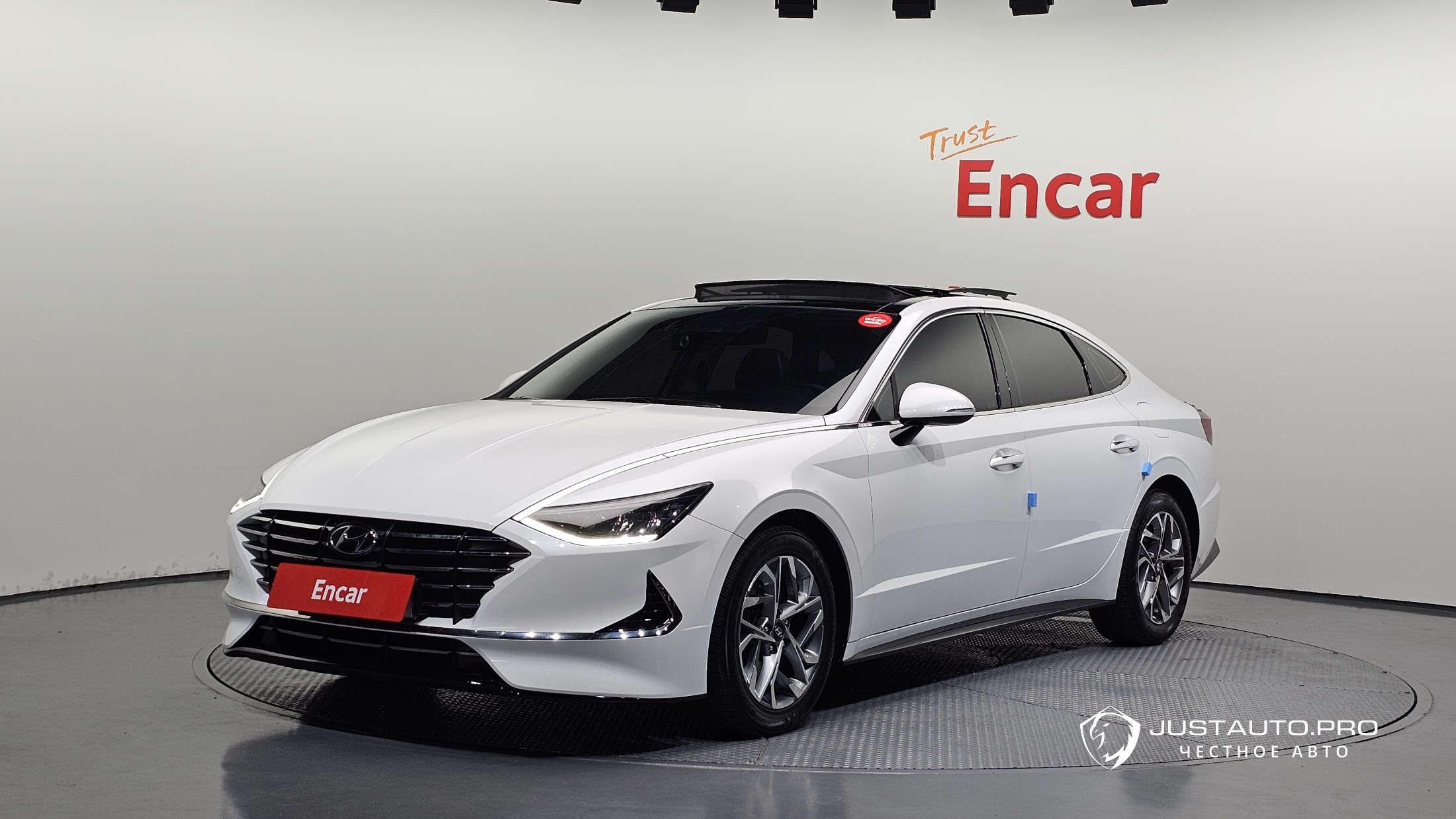 Автомобиль Hyundai Sonata