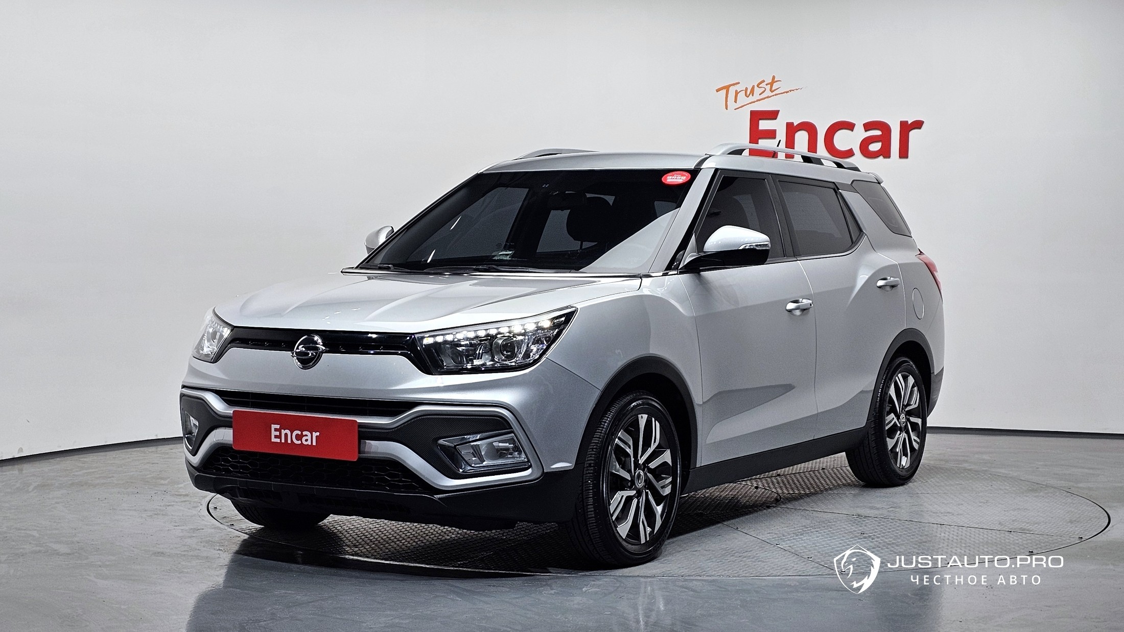 Автомобиль KG_Mobility_Ssangyong TIBOLI