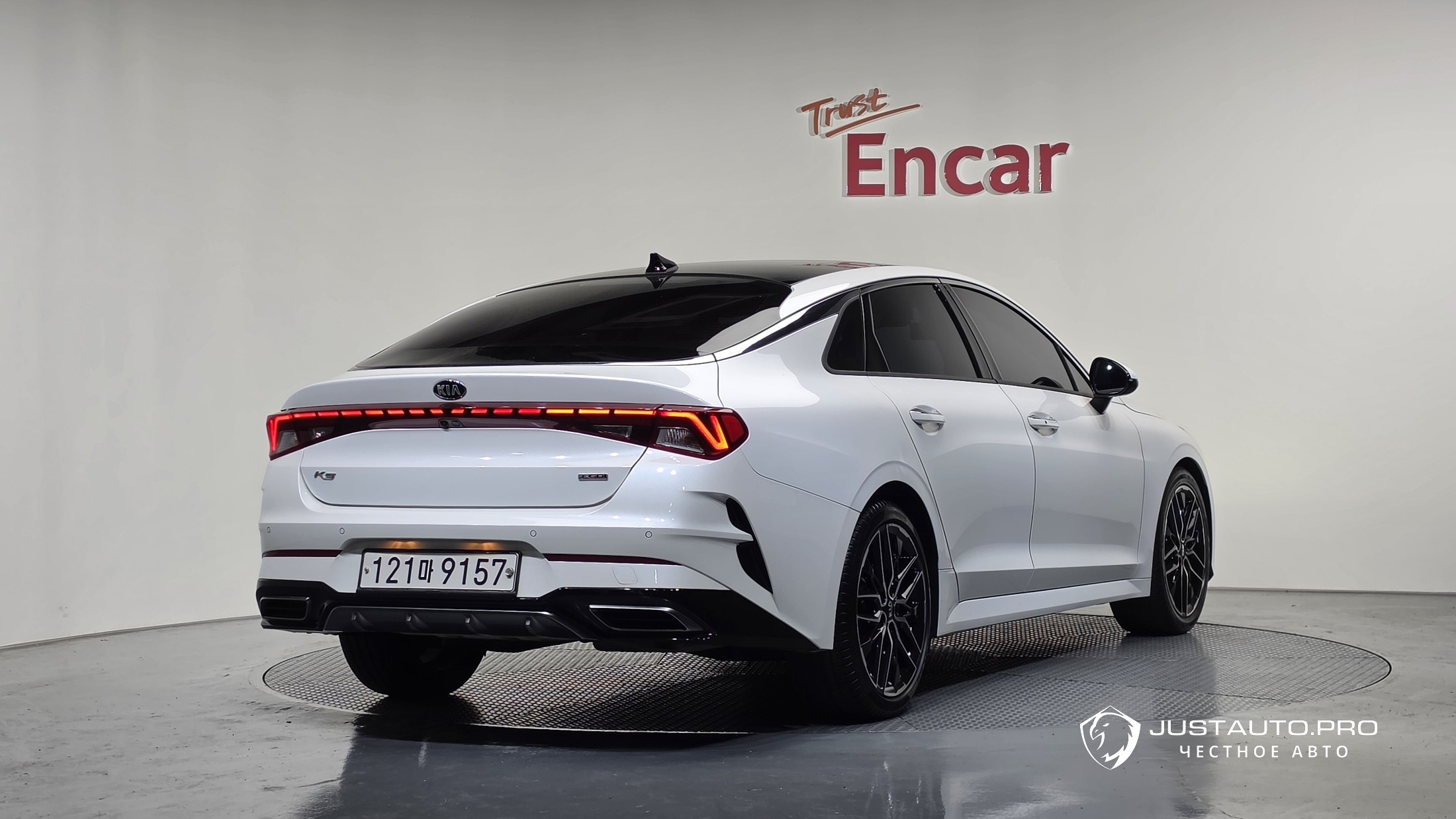 Автомобиль Kia K5
