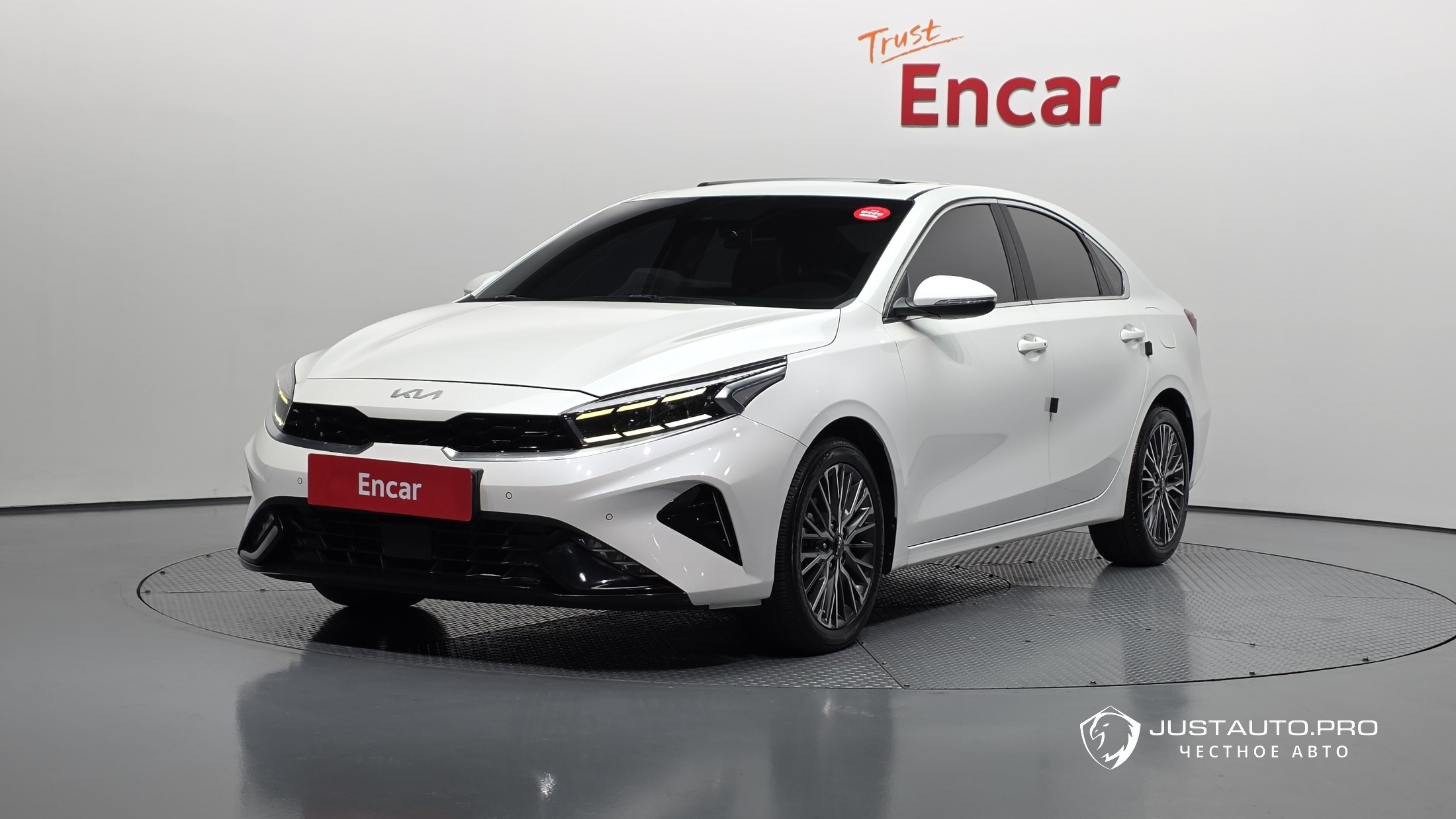 Автомобиль Kia K3