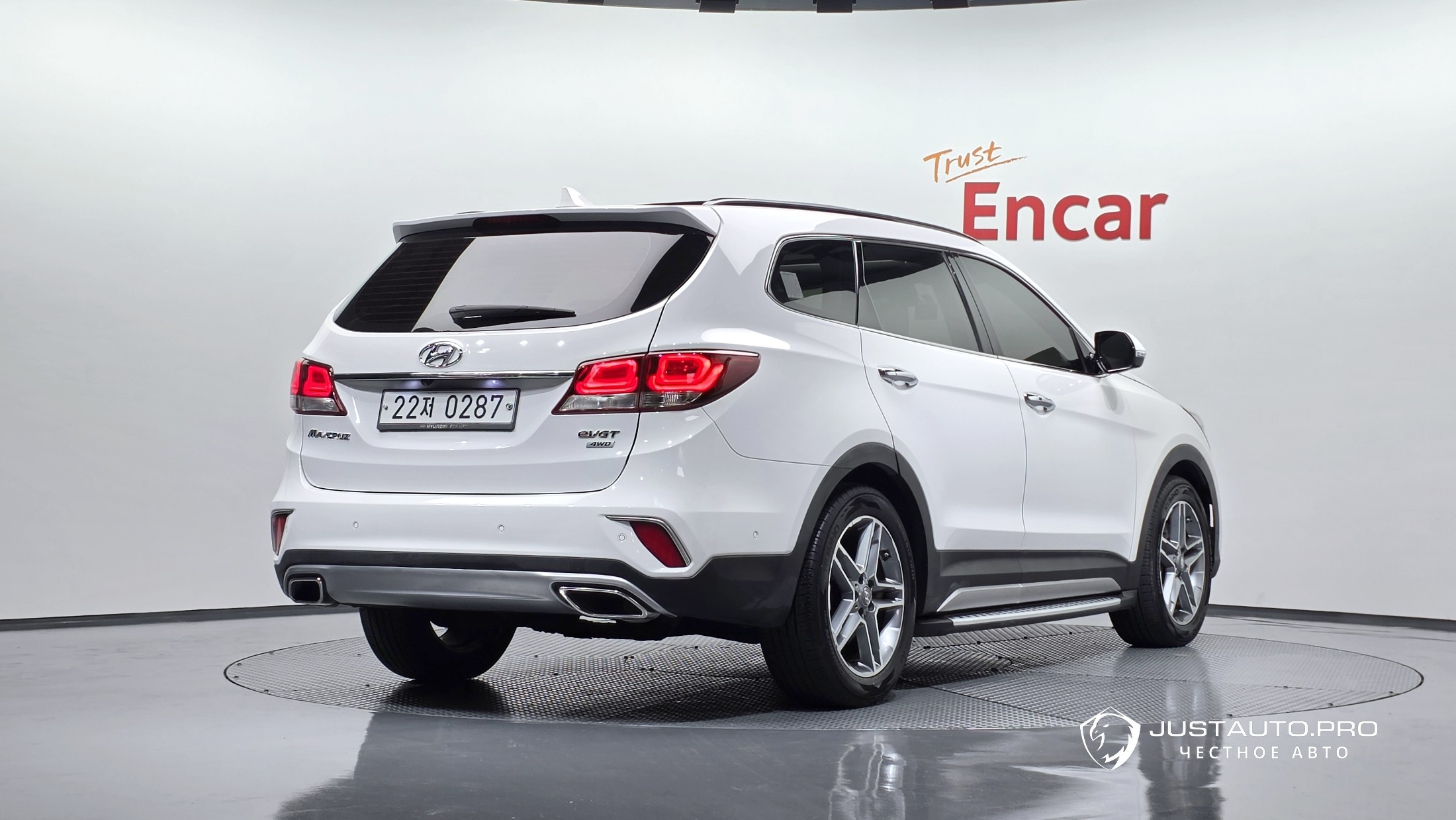 Автомобиль Hyundai Maxcruz