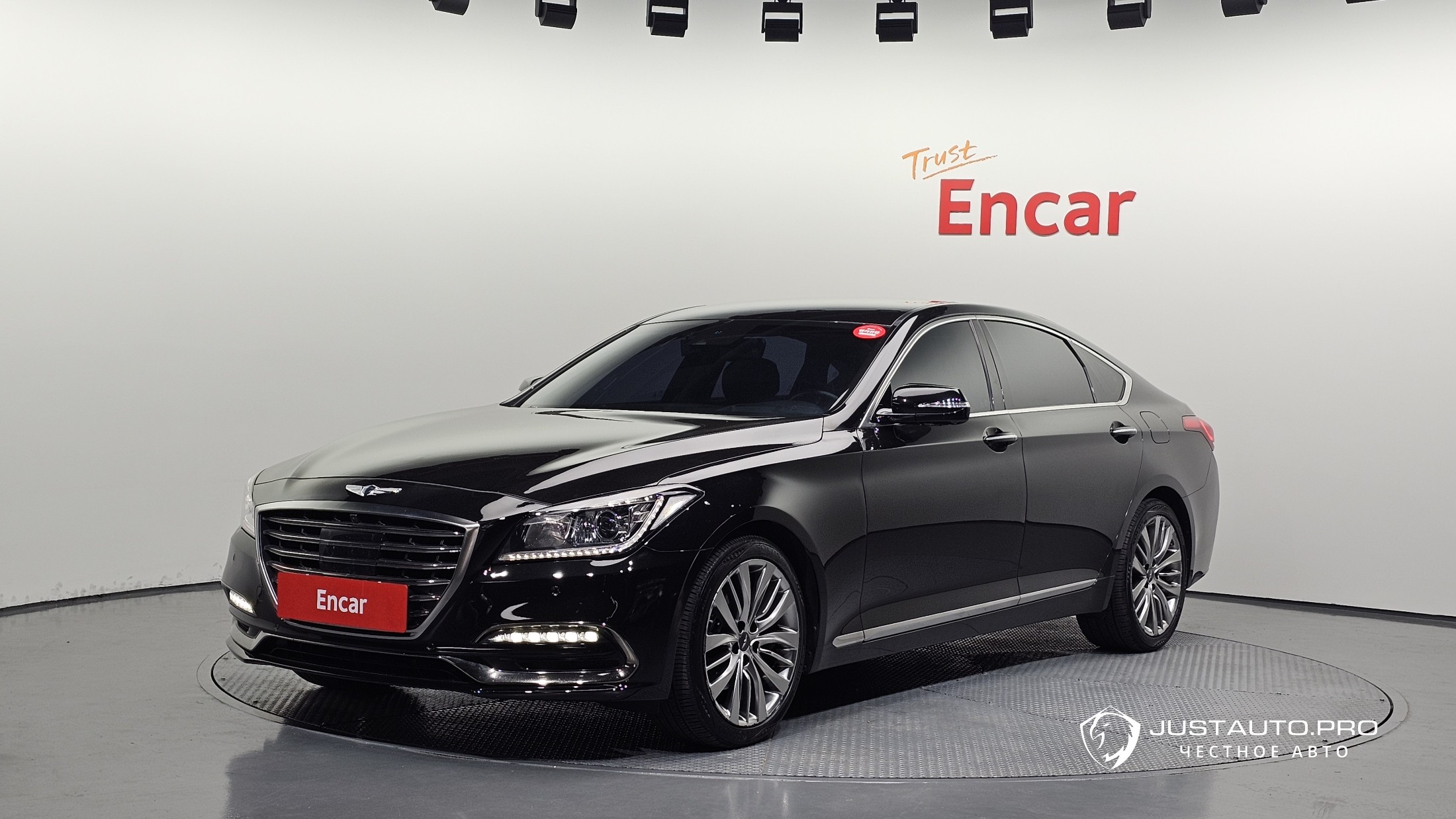 Автомобиль Genesis G80
