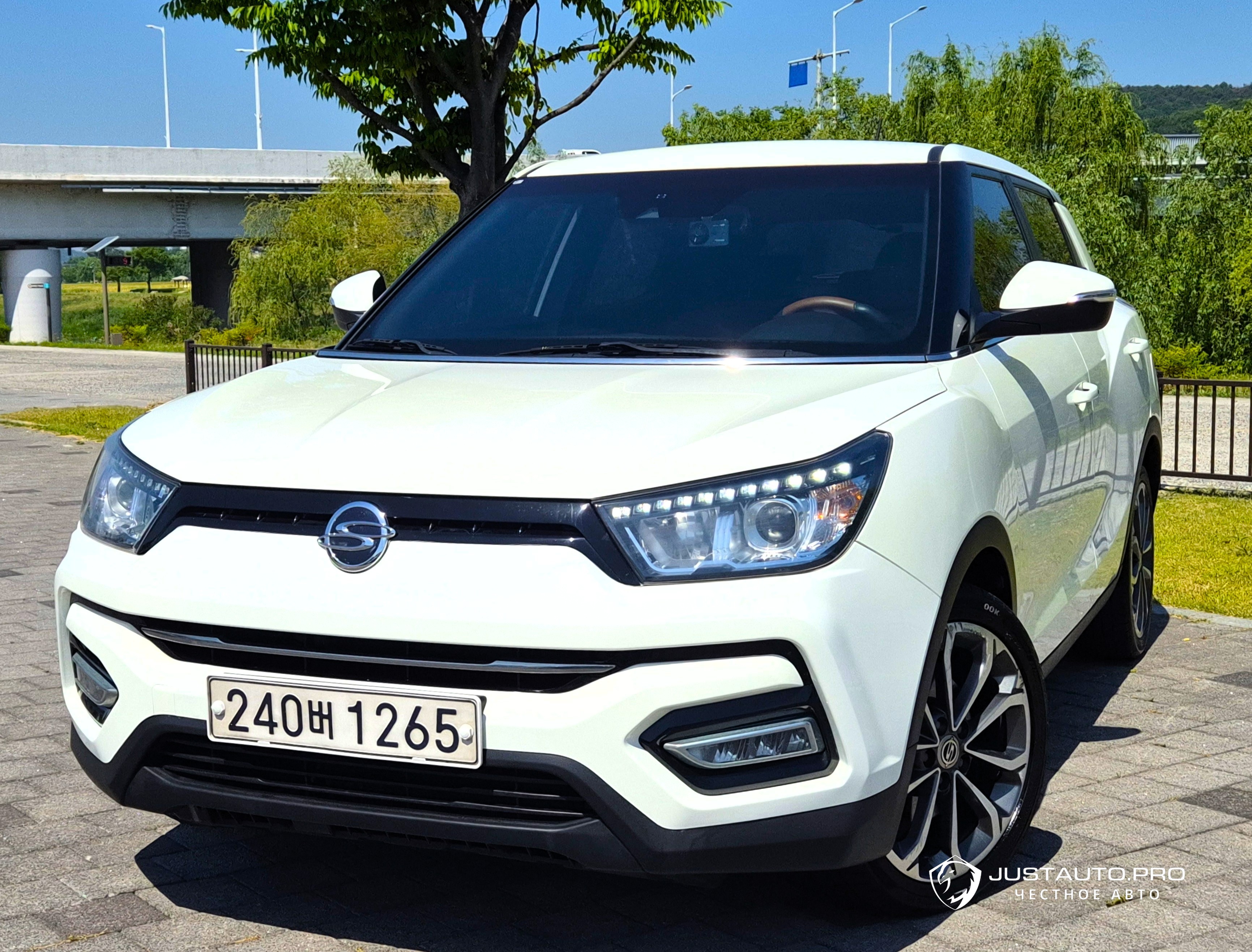 Автомобиль KG_Mobility_Ssangyong TIBOLI
