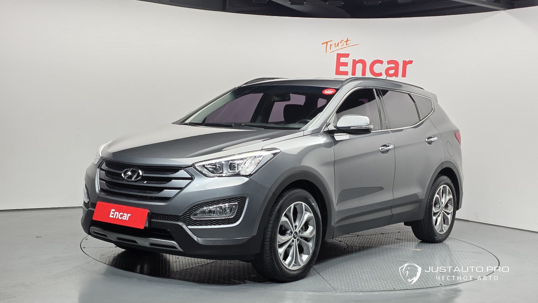 Автомобиль Hyundai Santafe