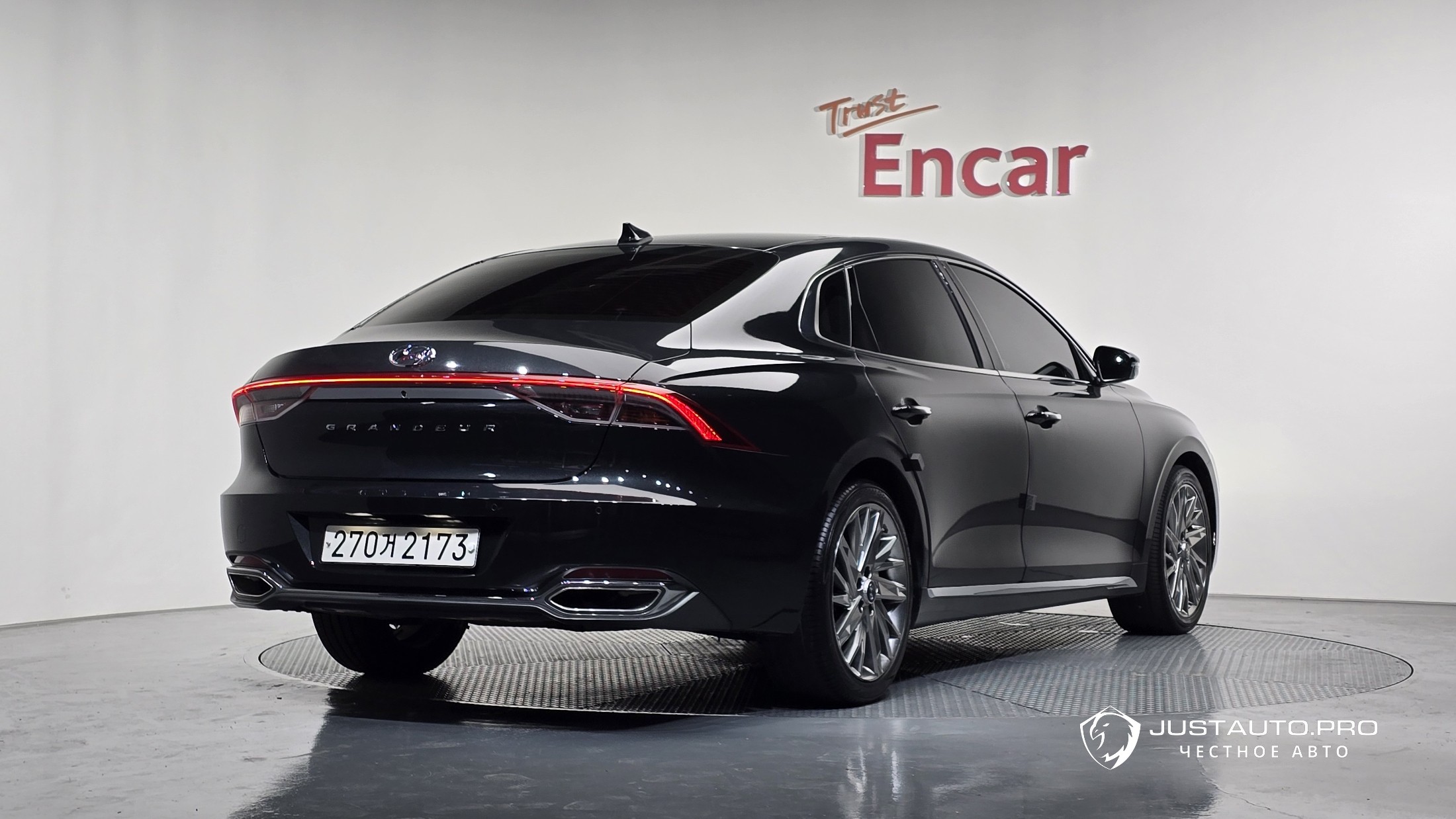 Автомобиль Hyundai Grandeur