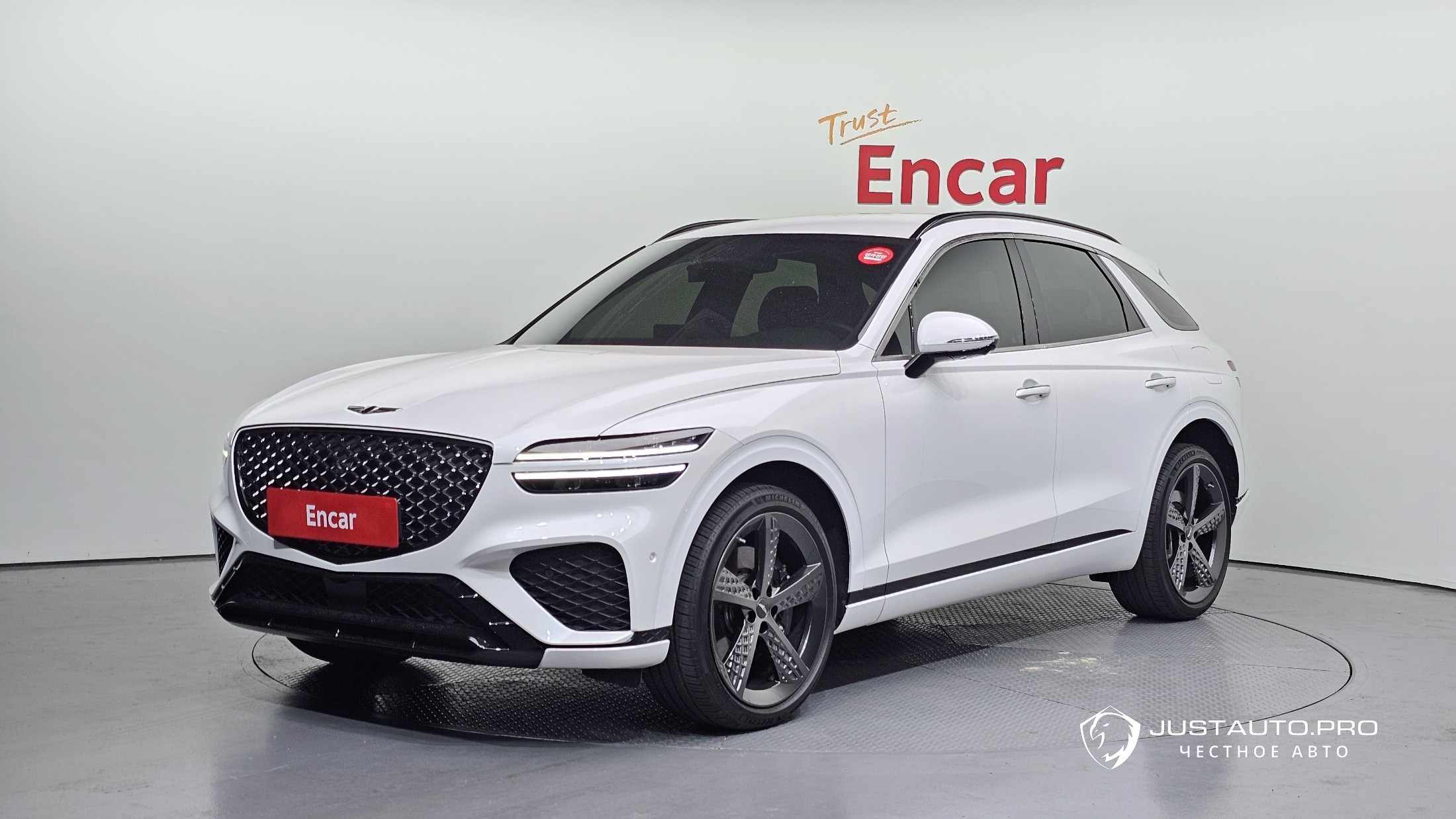 Автомобиль Genesis GV70