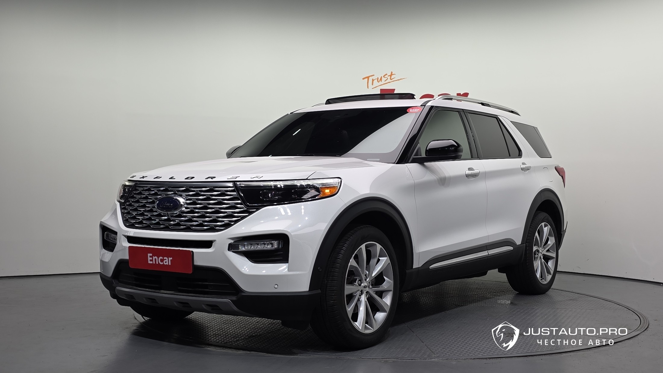 Автомобиль Ford Explorer