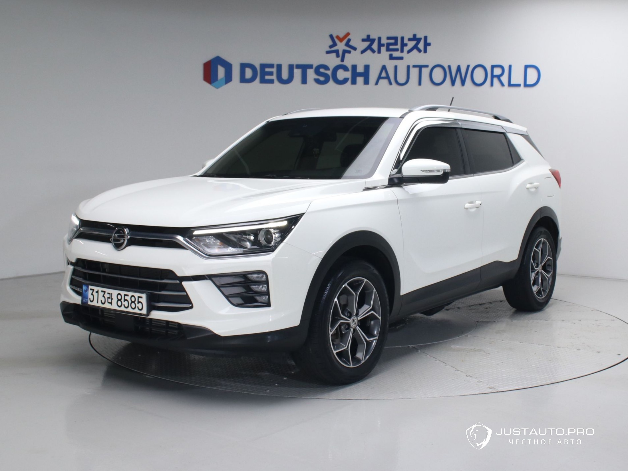 Автомобиль KG_Mobility_Ssangyong KORANDO