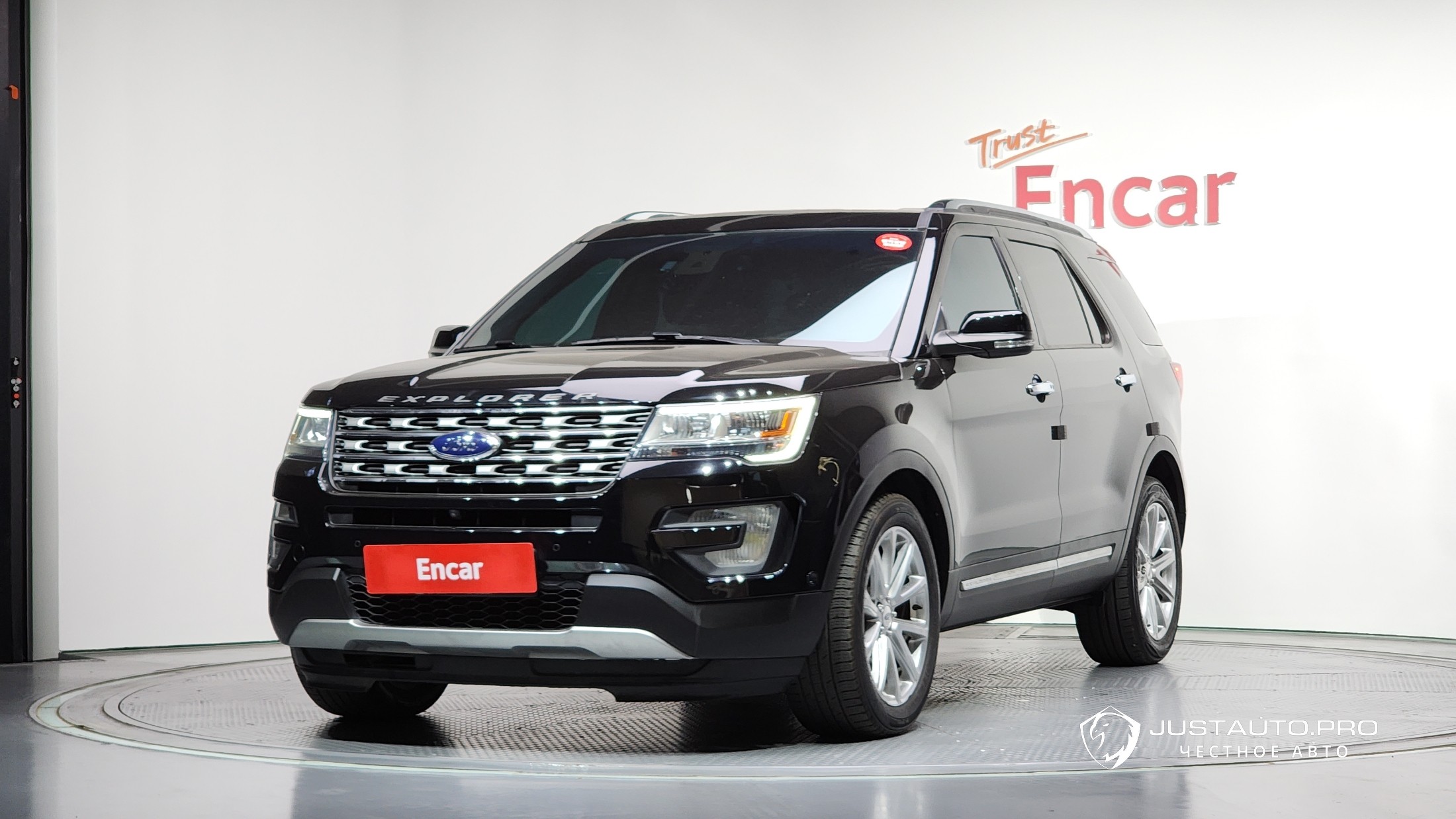 Автомобиль Ford Explorer