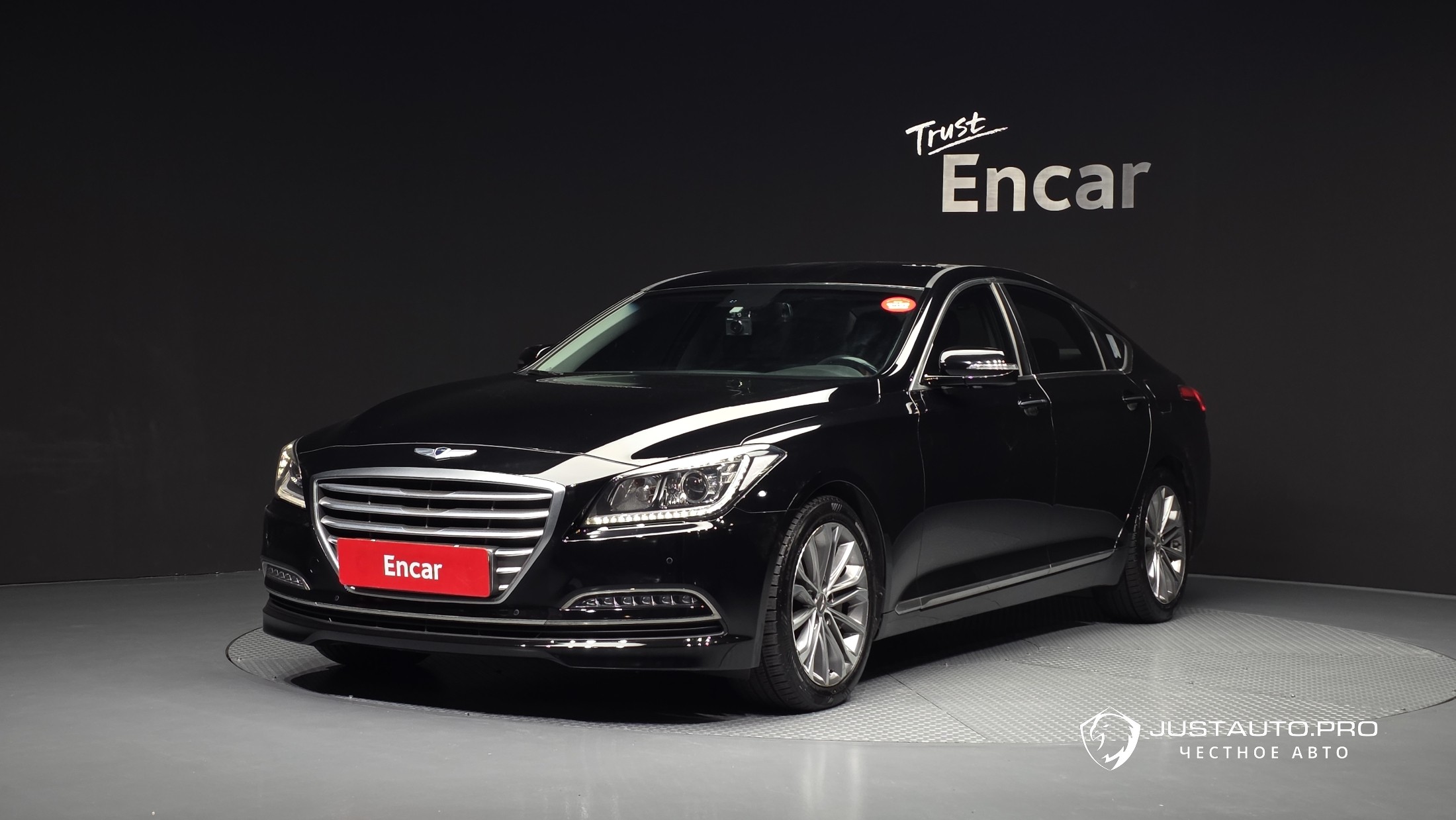 Автомобиль Hyundai Genesis
