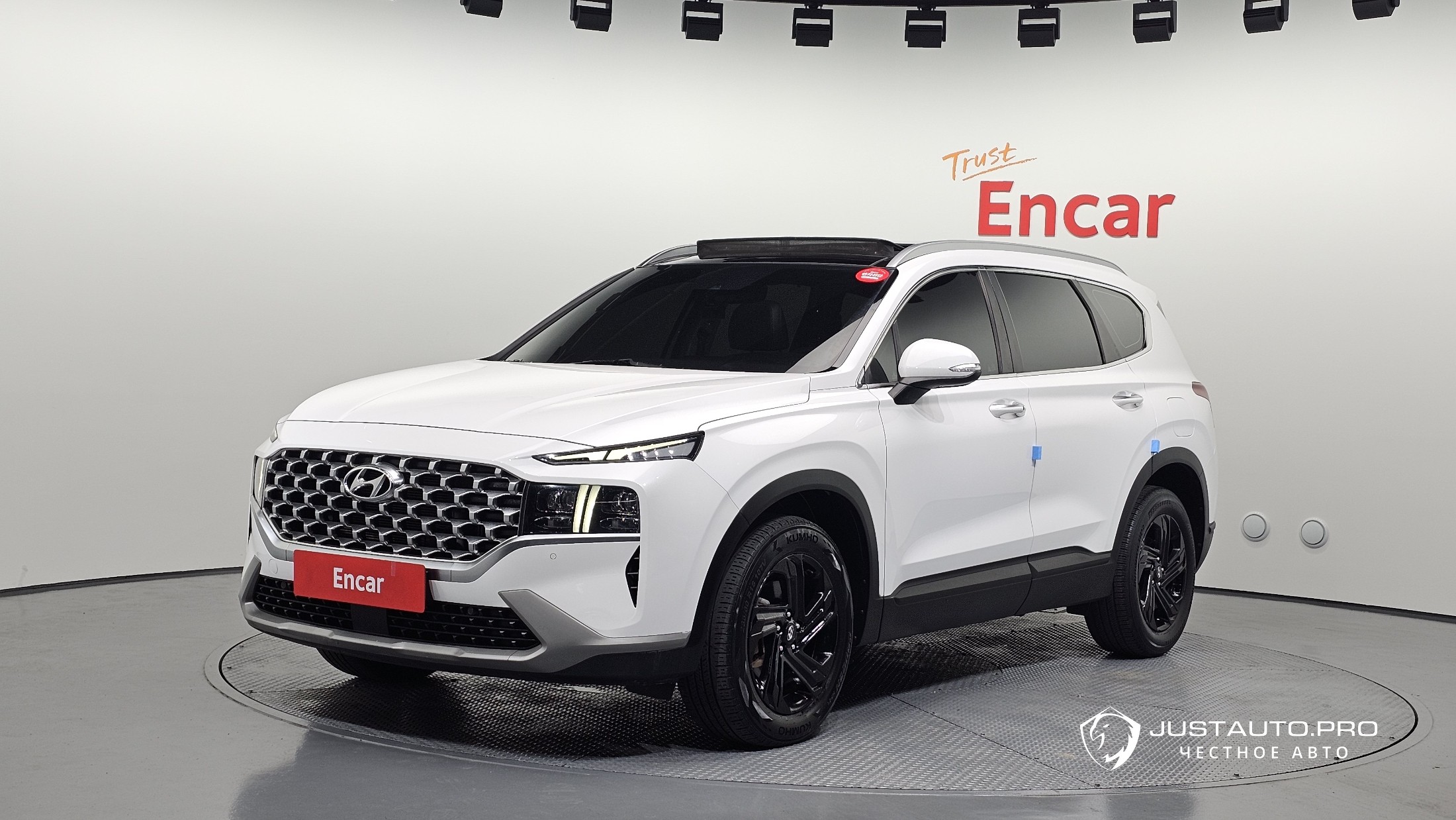 Автомобиль Hyundai Santafe