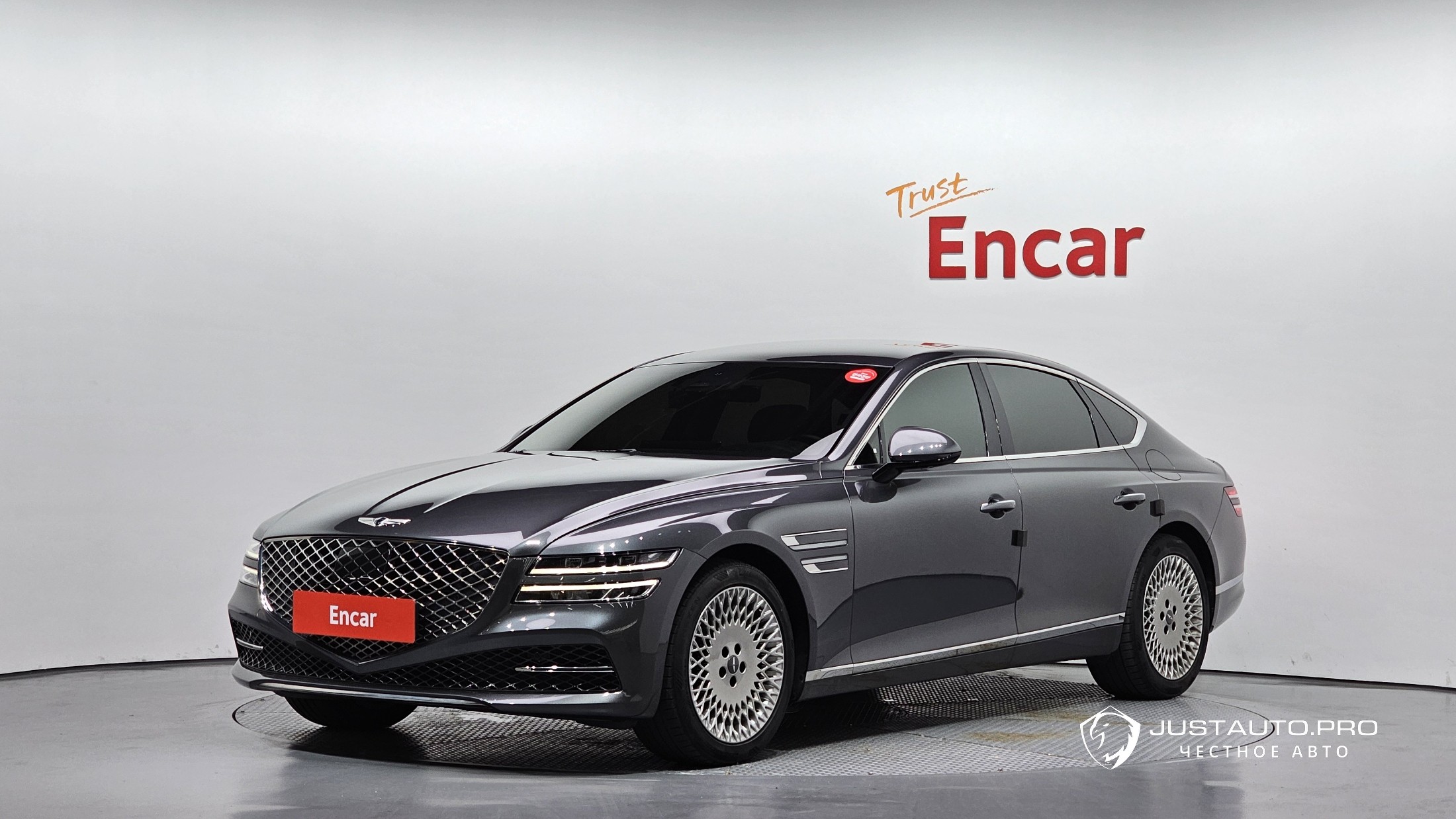 Автомобиль Genesis G80