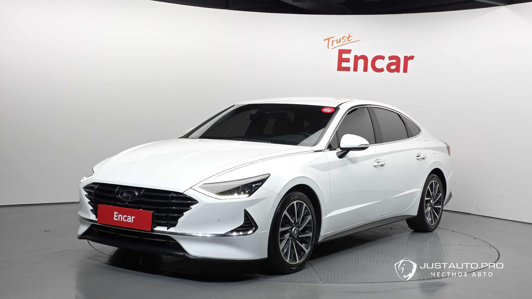 Автомобиль Hyundai Sonata