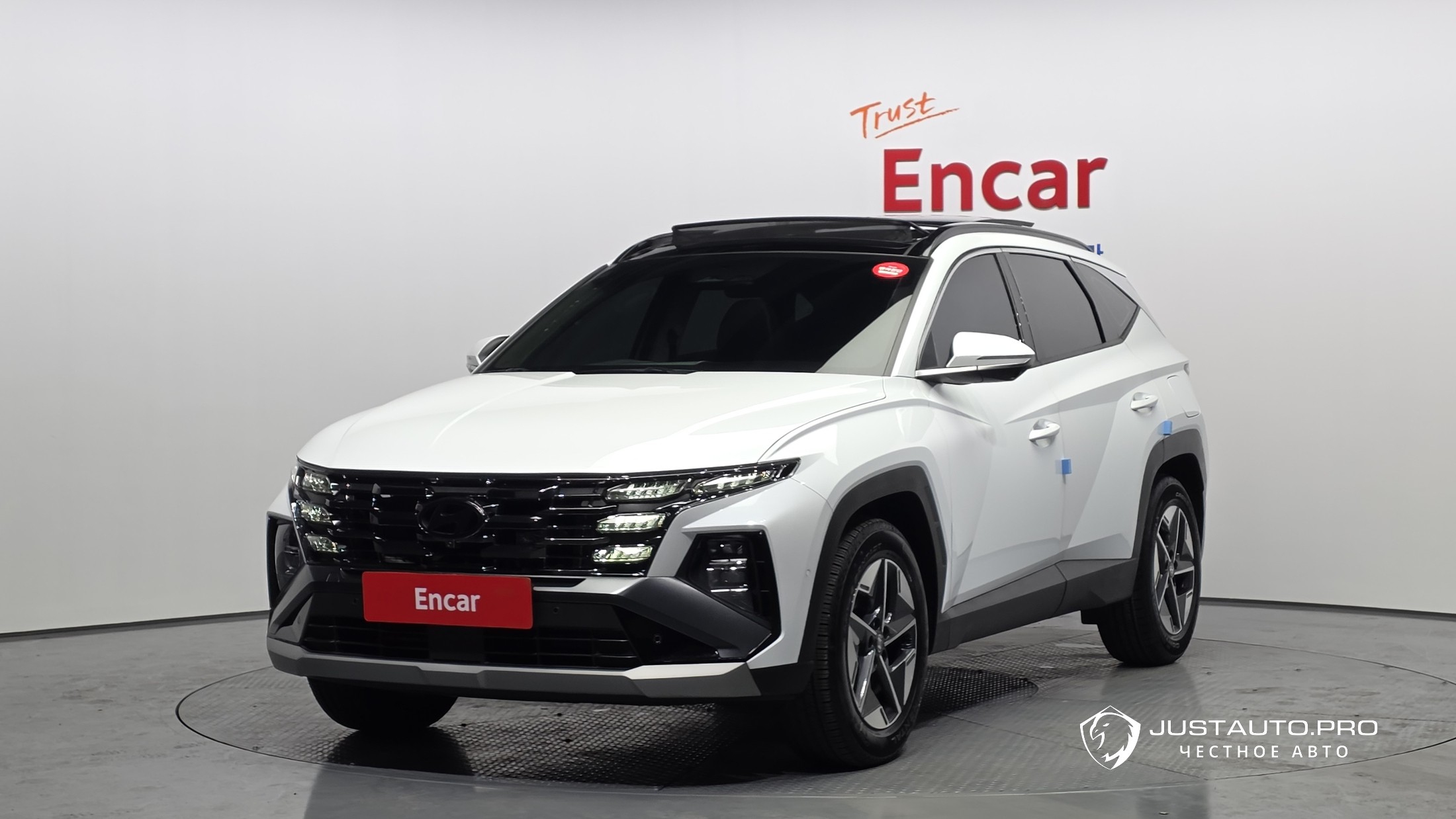 Автомобиль Hyundai Tucson