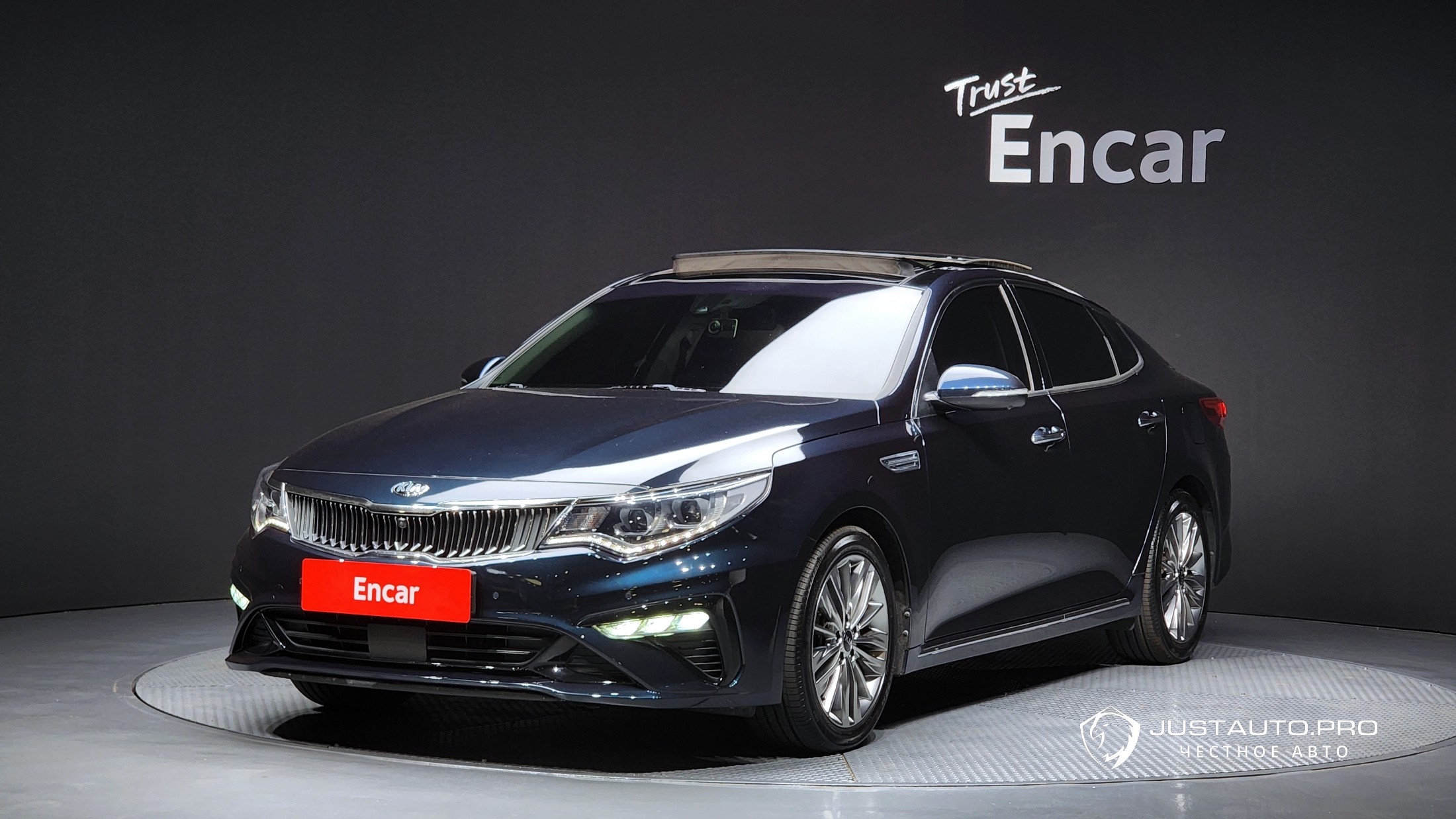 Автомобиль Kia K5